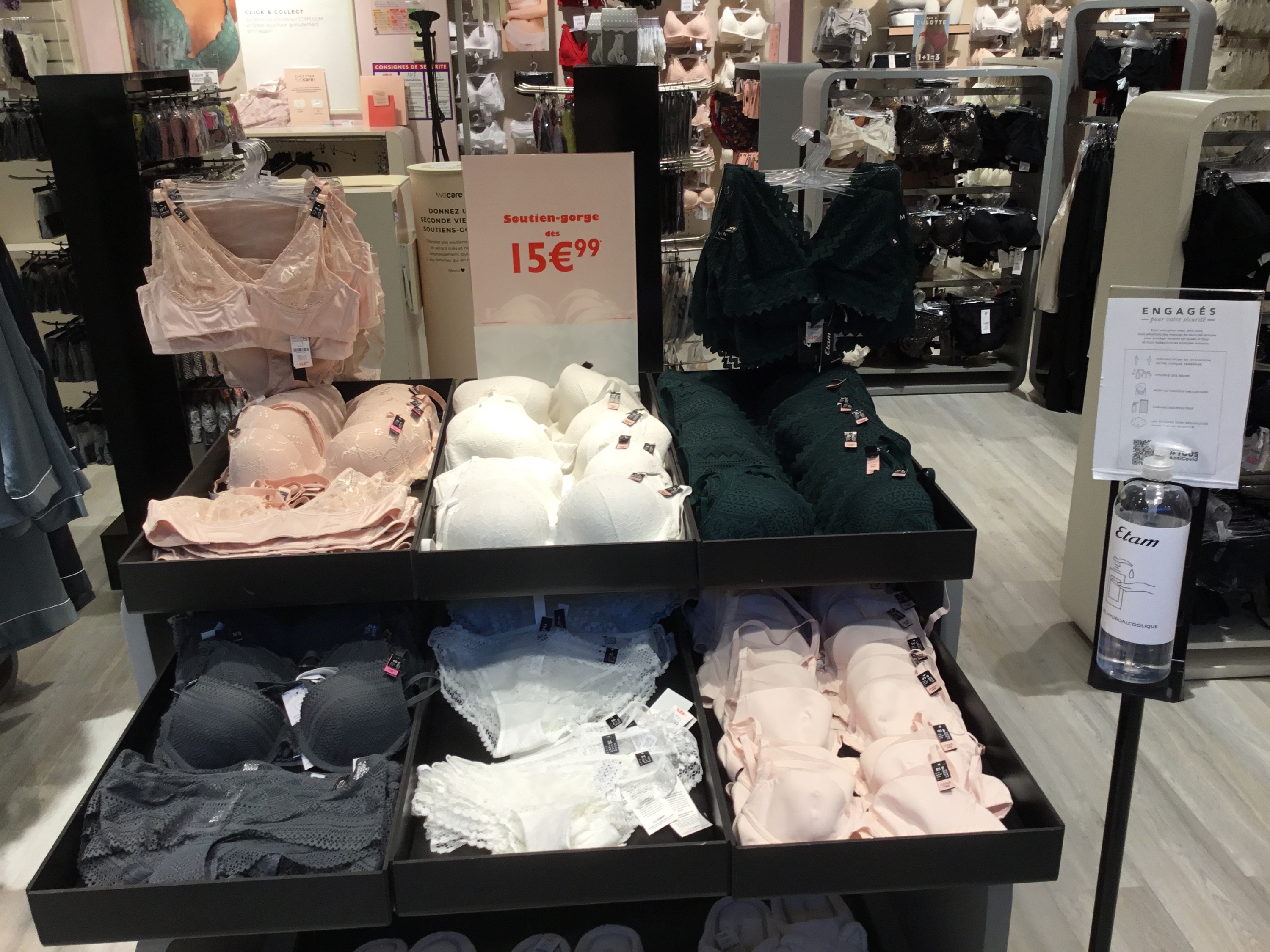 Foto 34 di Etam Lingerie
