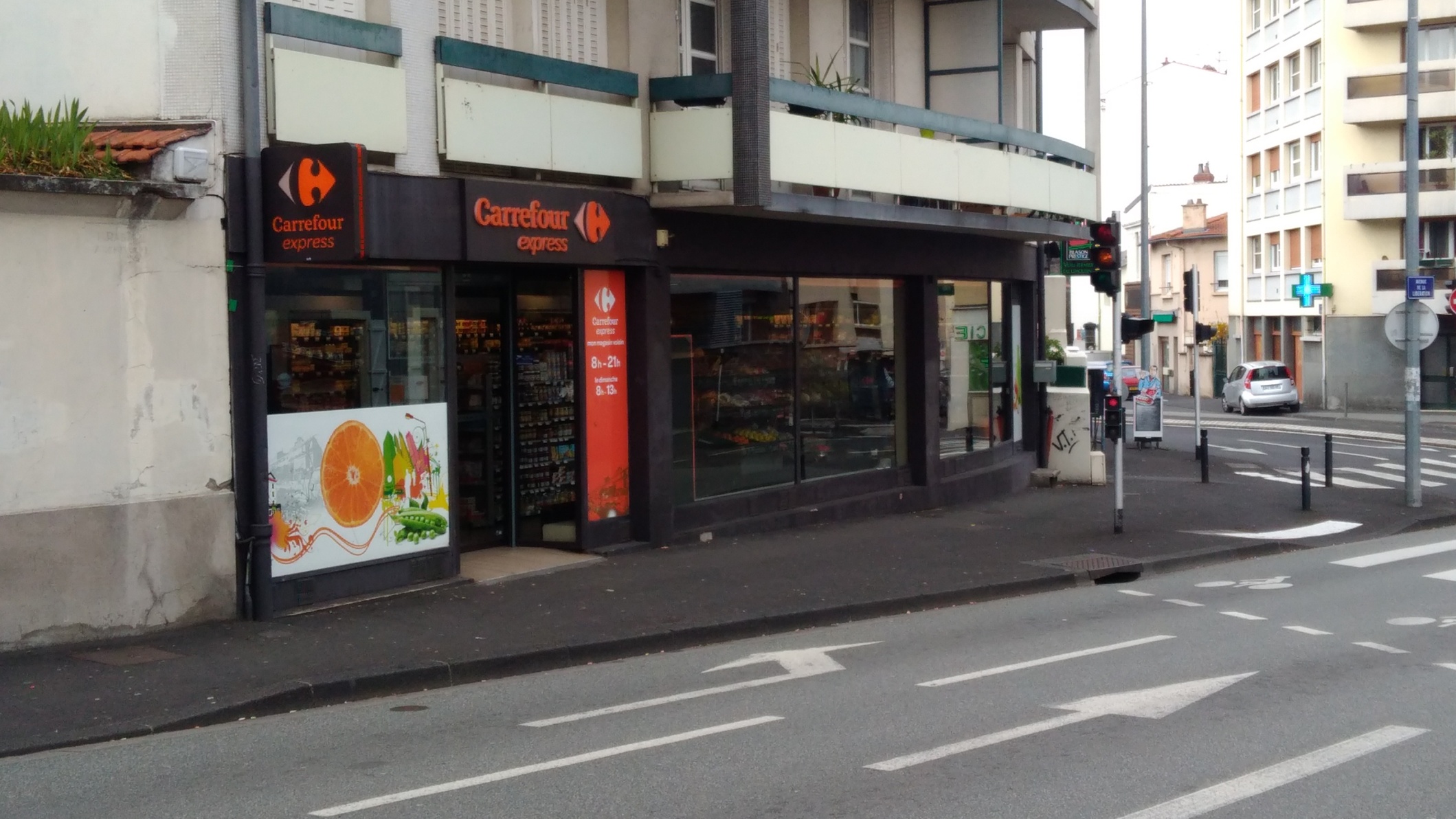 Distributeur de boissons  Clermont-ferrand (63000) - Mappy