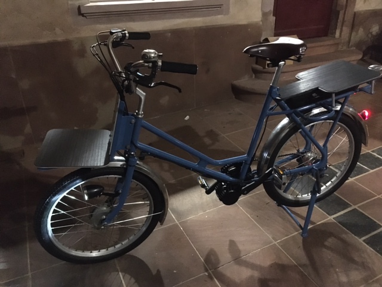 Foto 18 di Ohm & Watt - Vélo électrique