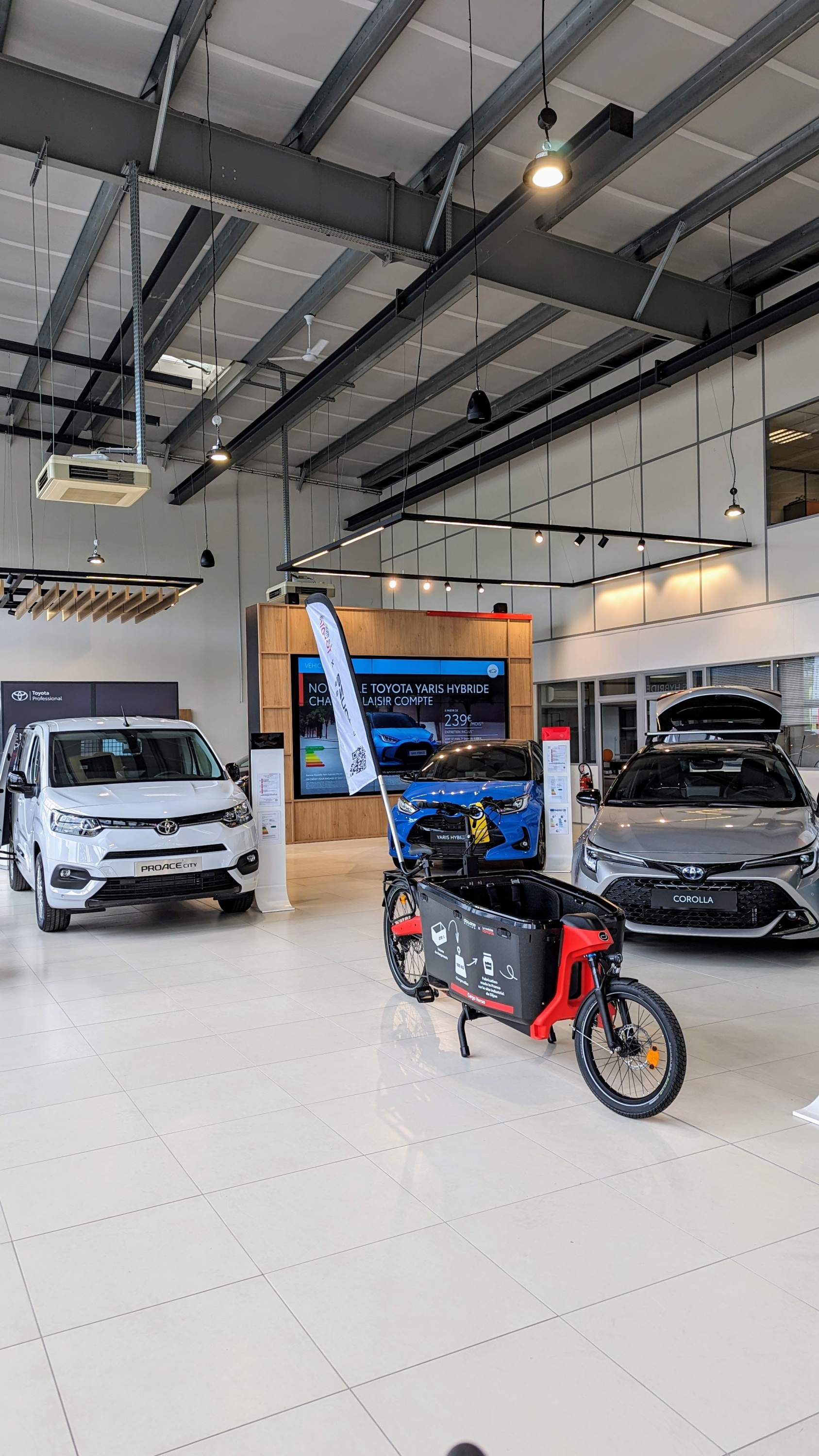 Photo 3 of Toyota - TTR Automobiles - Reims
