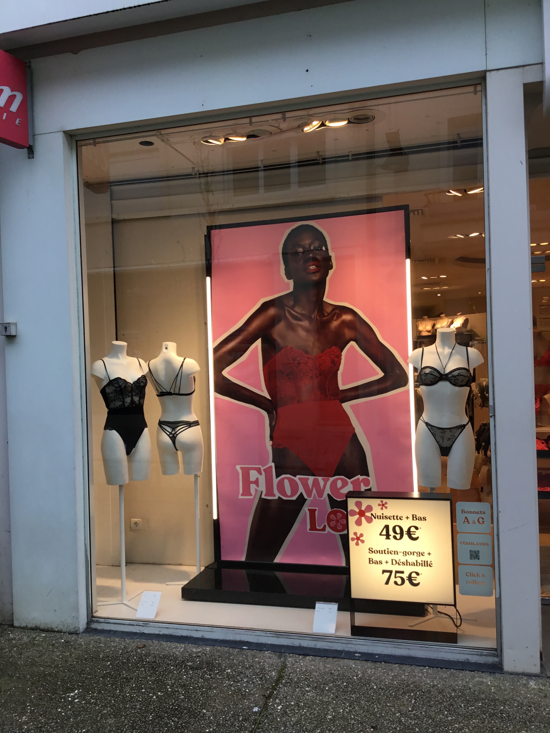 Foto 36 di Etam Lingerie