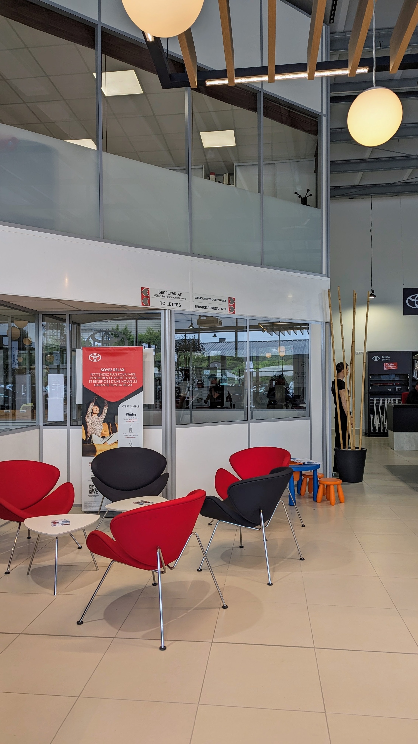 Photo 4 of Toyota - TTR Automobiles - Reims