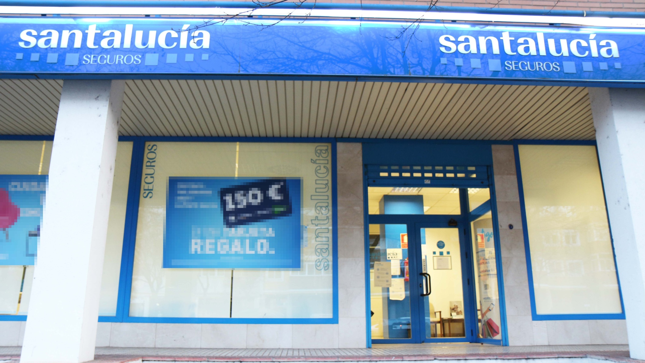 Oficina Santalucía en Cáceres, Calle Juan Solano Pedrero 7, bajo