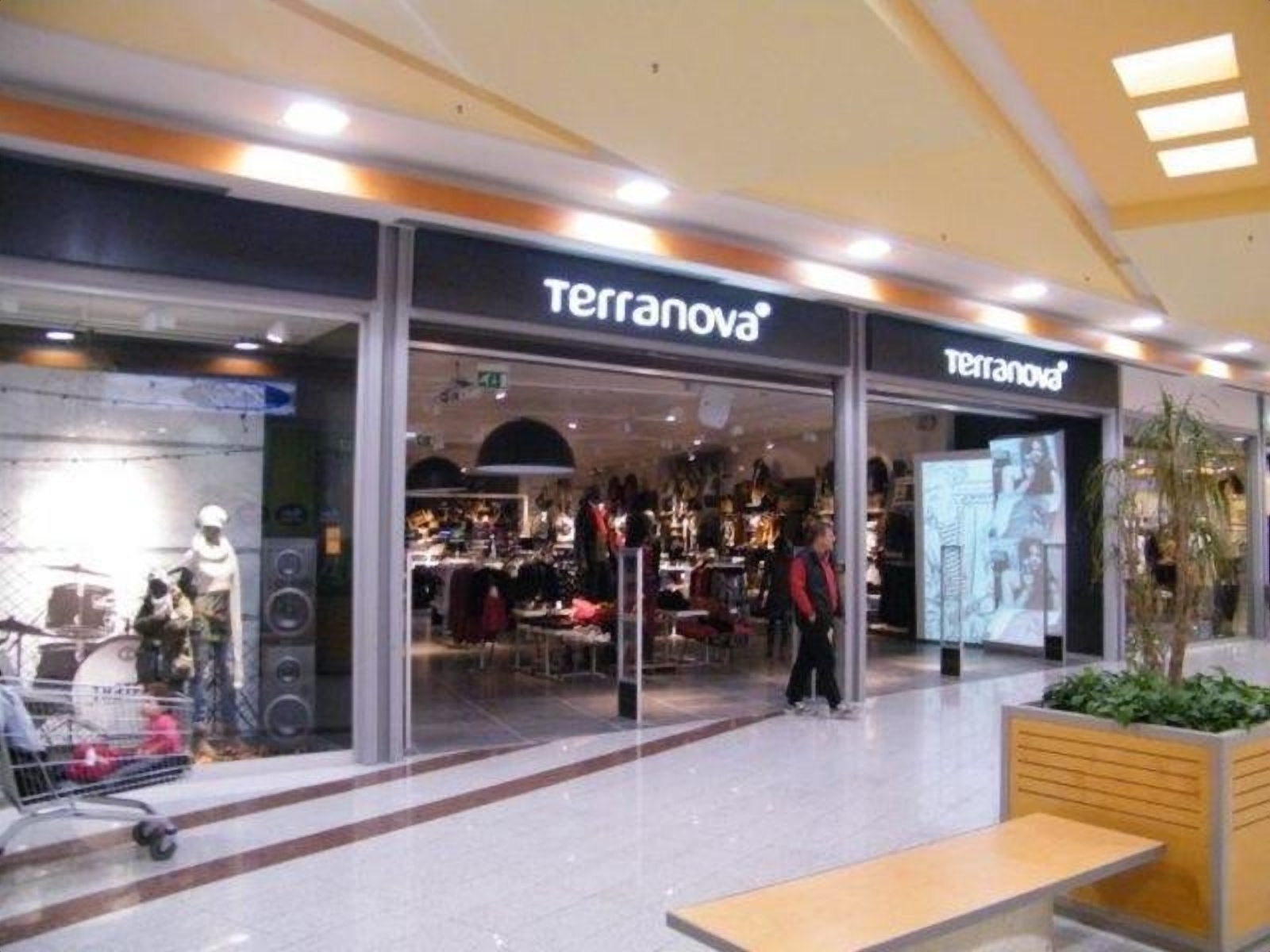 Photo 41 de Terranova