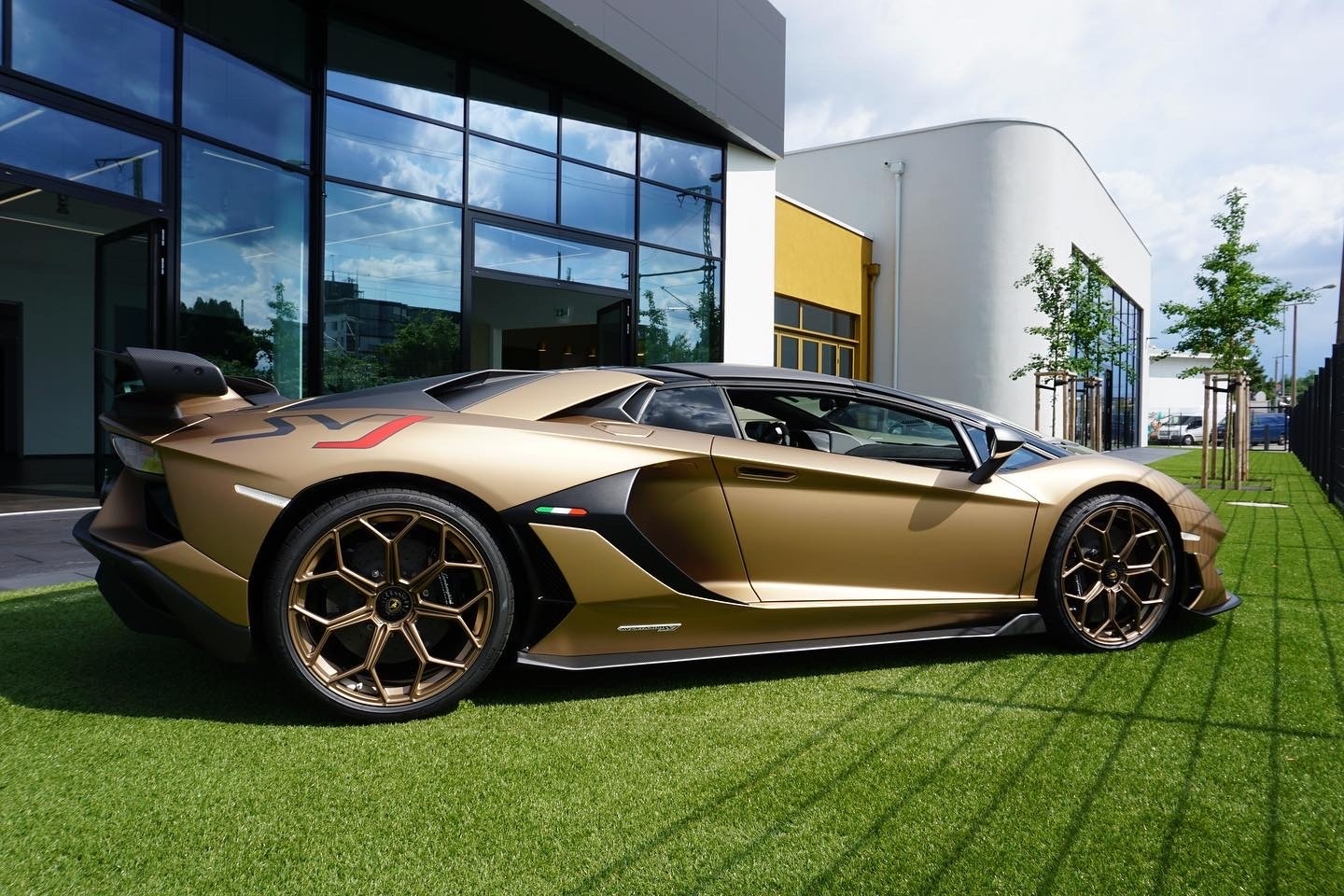 Foto 30 di Lamborghini Leipzig