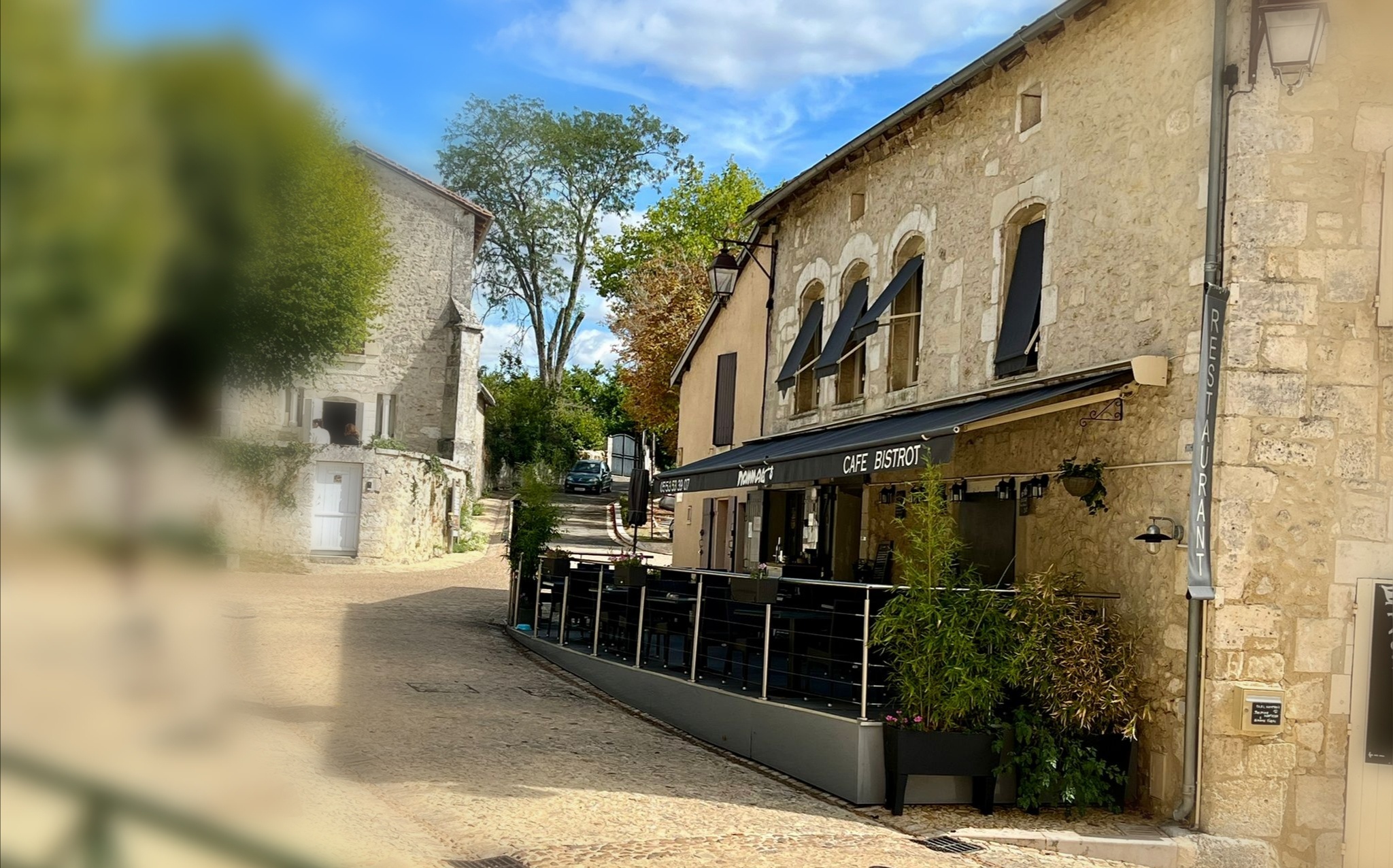 Nommad's - Bistro à Bourdeilles