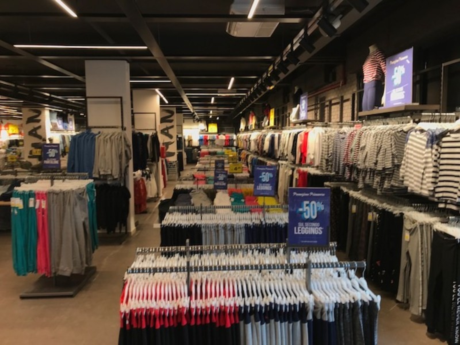 Photo 7 de Terranova Outlet