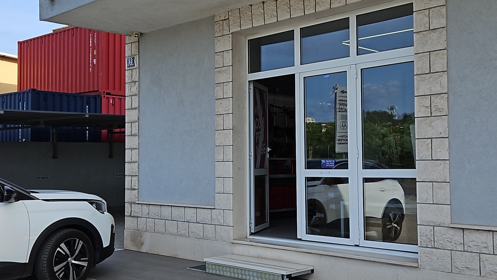 Photo 1 of Hilti Store Split