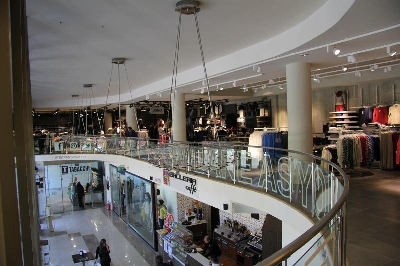 Photo 7 de Calliope Outlet
