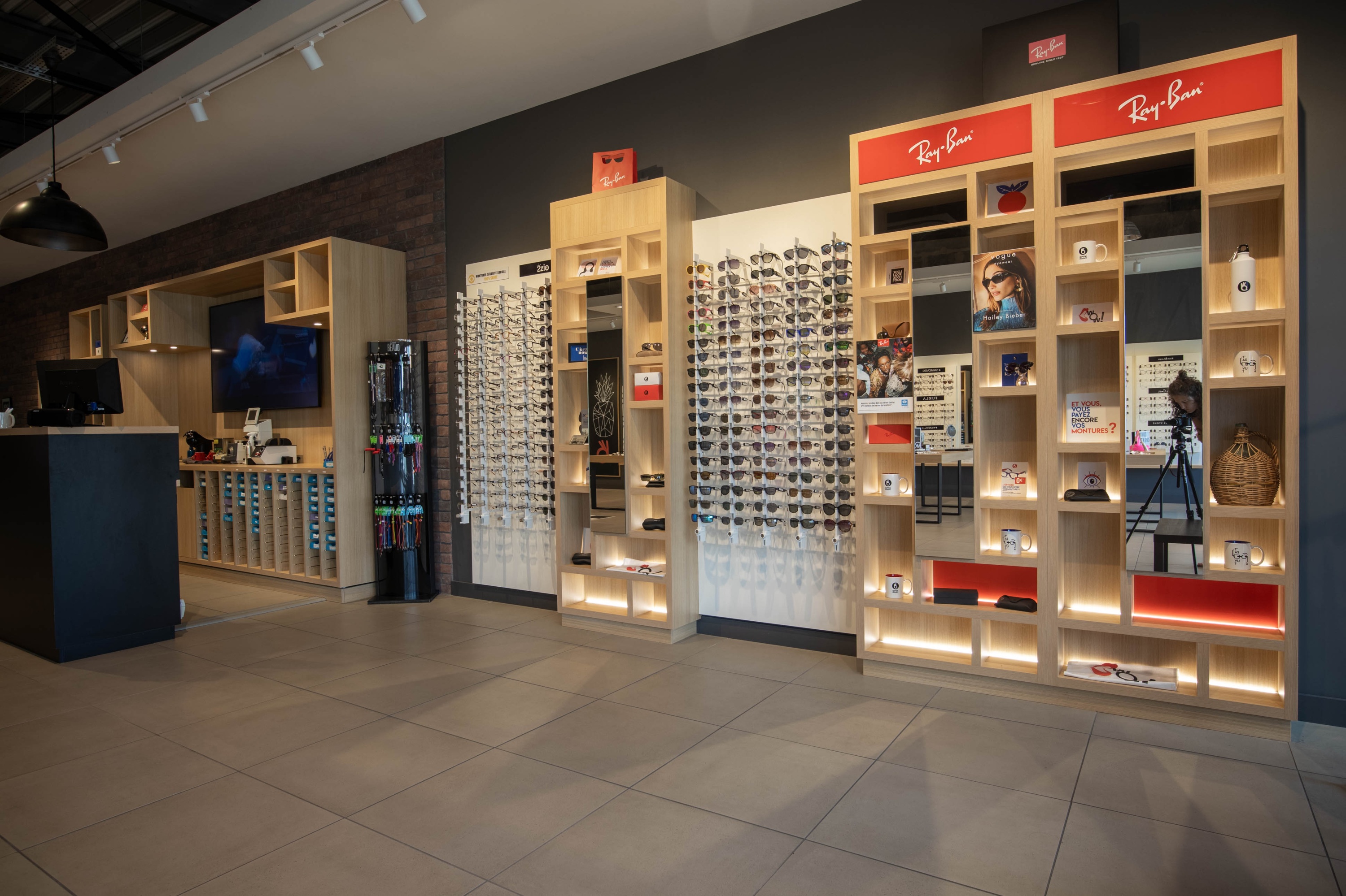 Foto 17 di Optik Budget Coutras