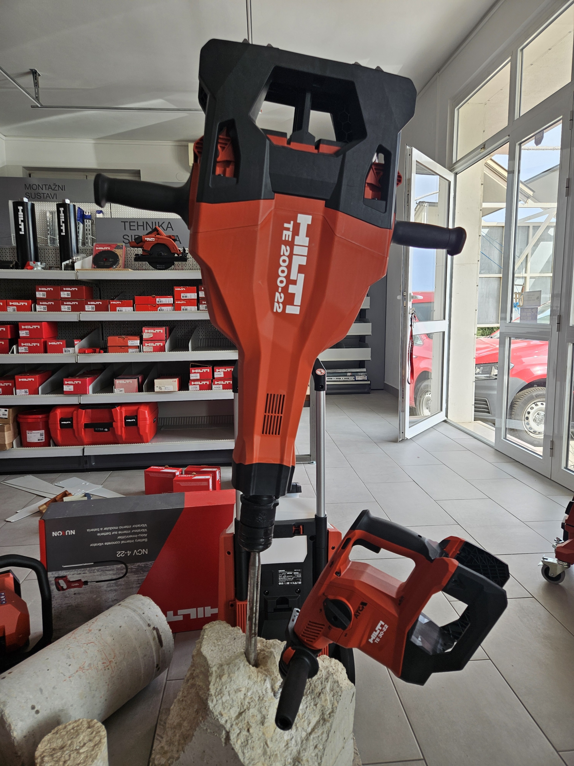 Photo 2 of Hilti Store Split