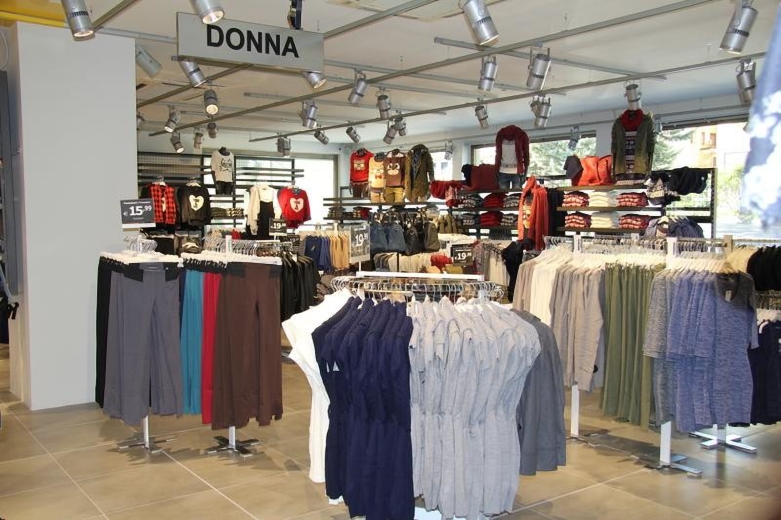 Photo 8 de Calliope Outlet