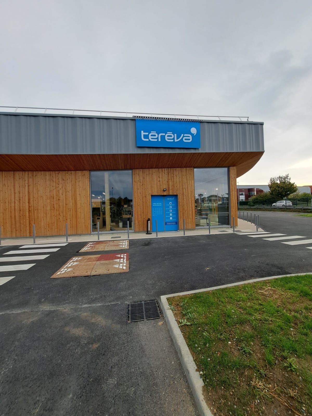 Foto 4 di Téréva Compiègne