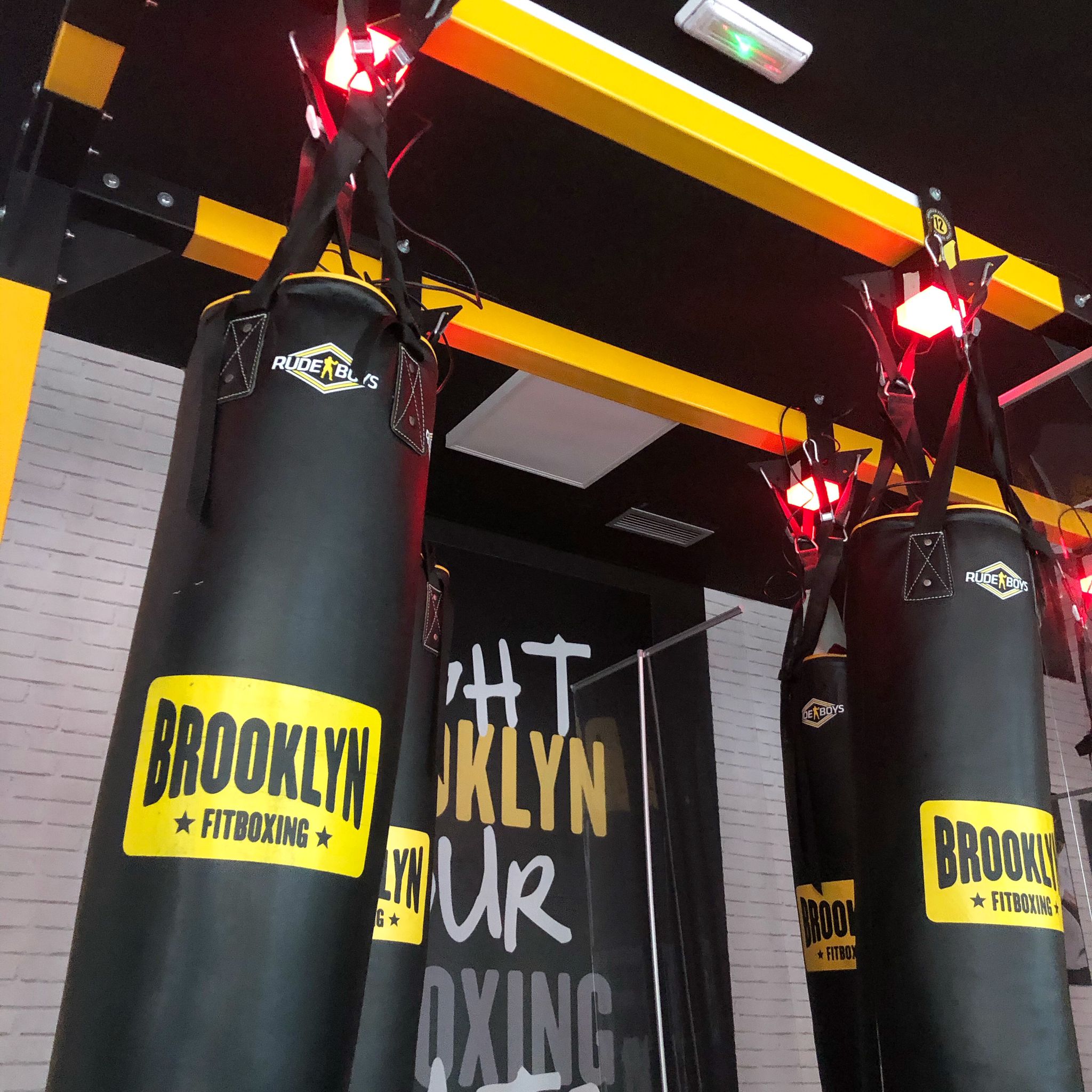 Fotografia 70 de Brooklyn Fitboxing Las rosas
