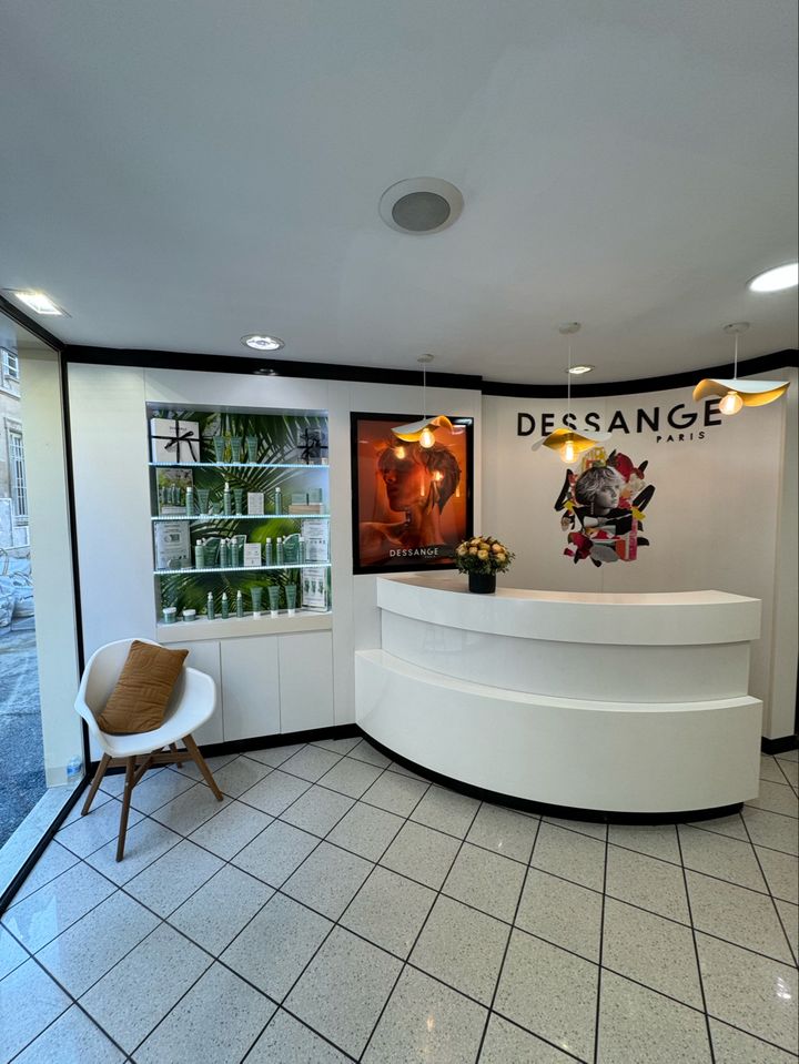 Foto 1 di DESSANGE - Coiffeur Compiègne