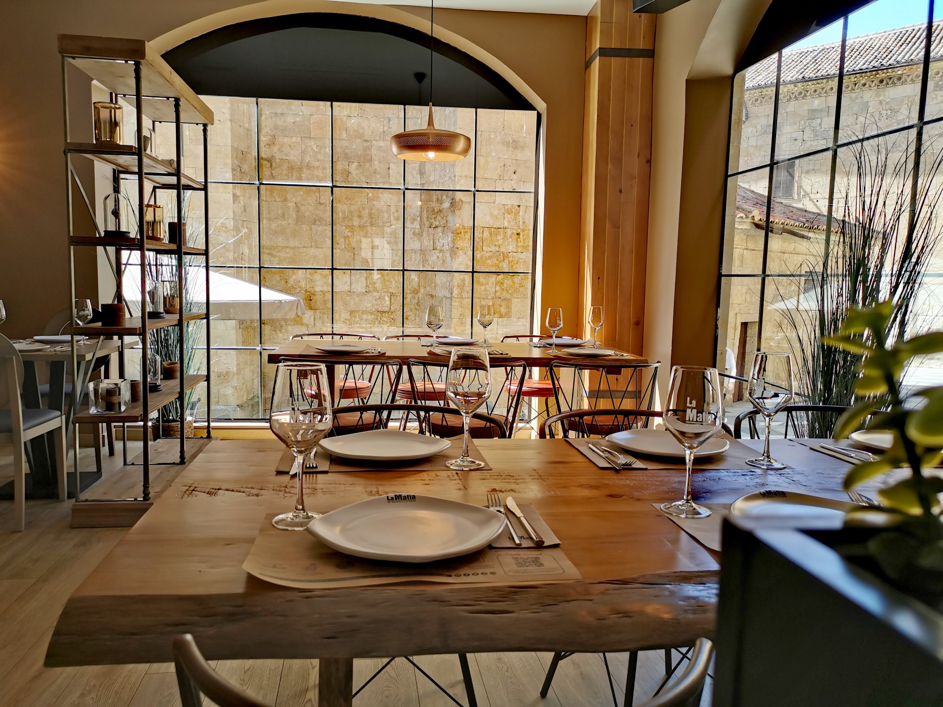 La Mafia se sienta a la mesa