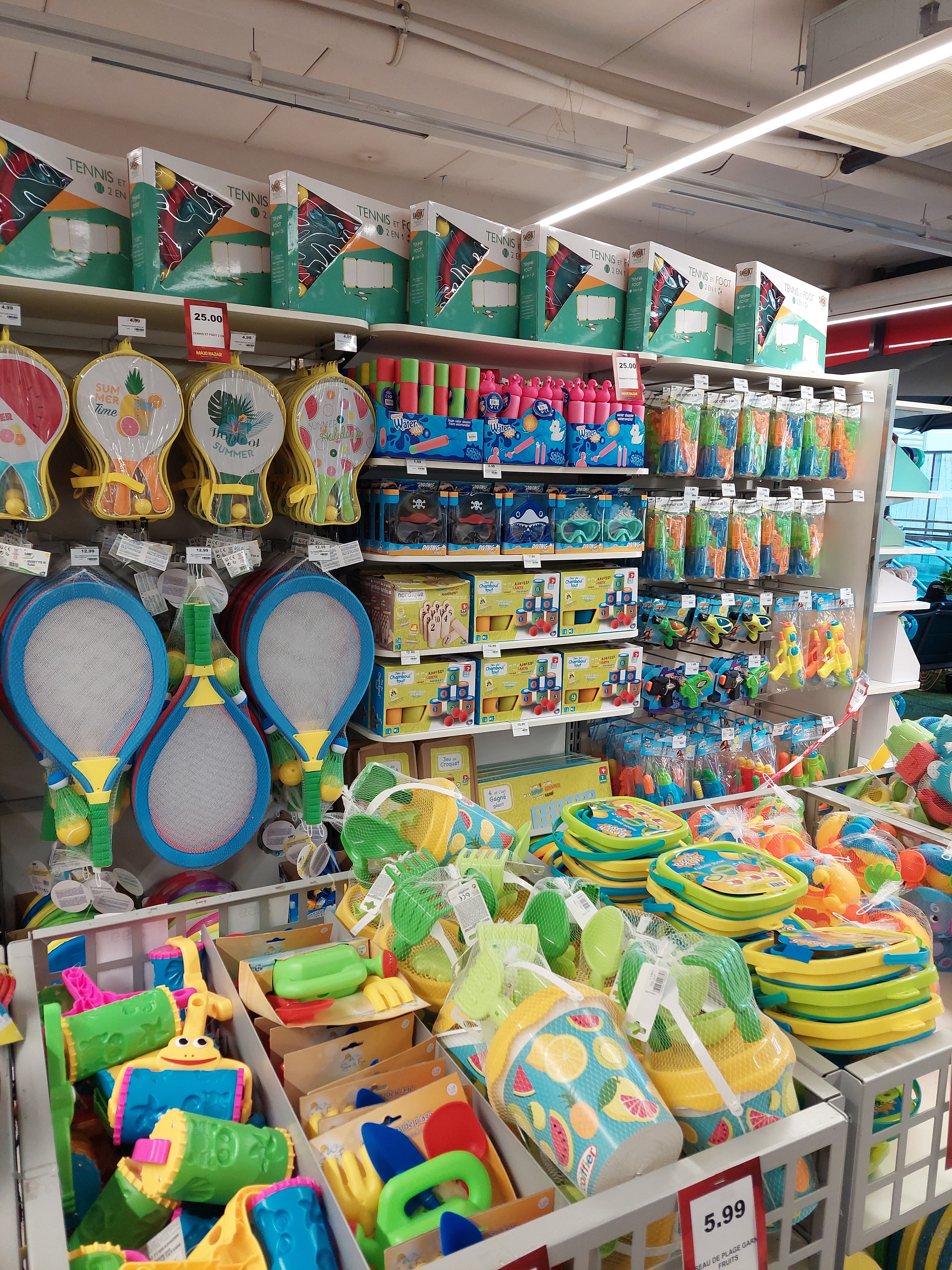 Foto 64 di Maxi Bazar
