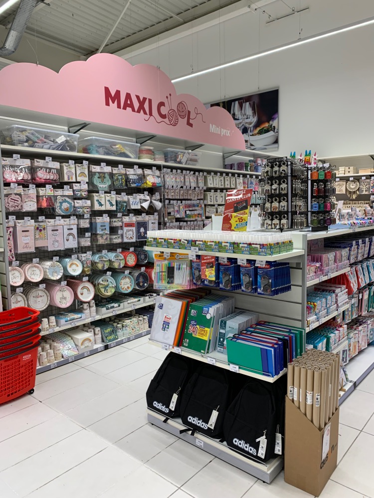 Foto 32 di Maxi Bazar