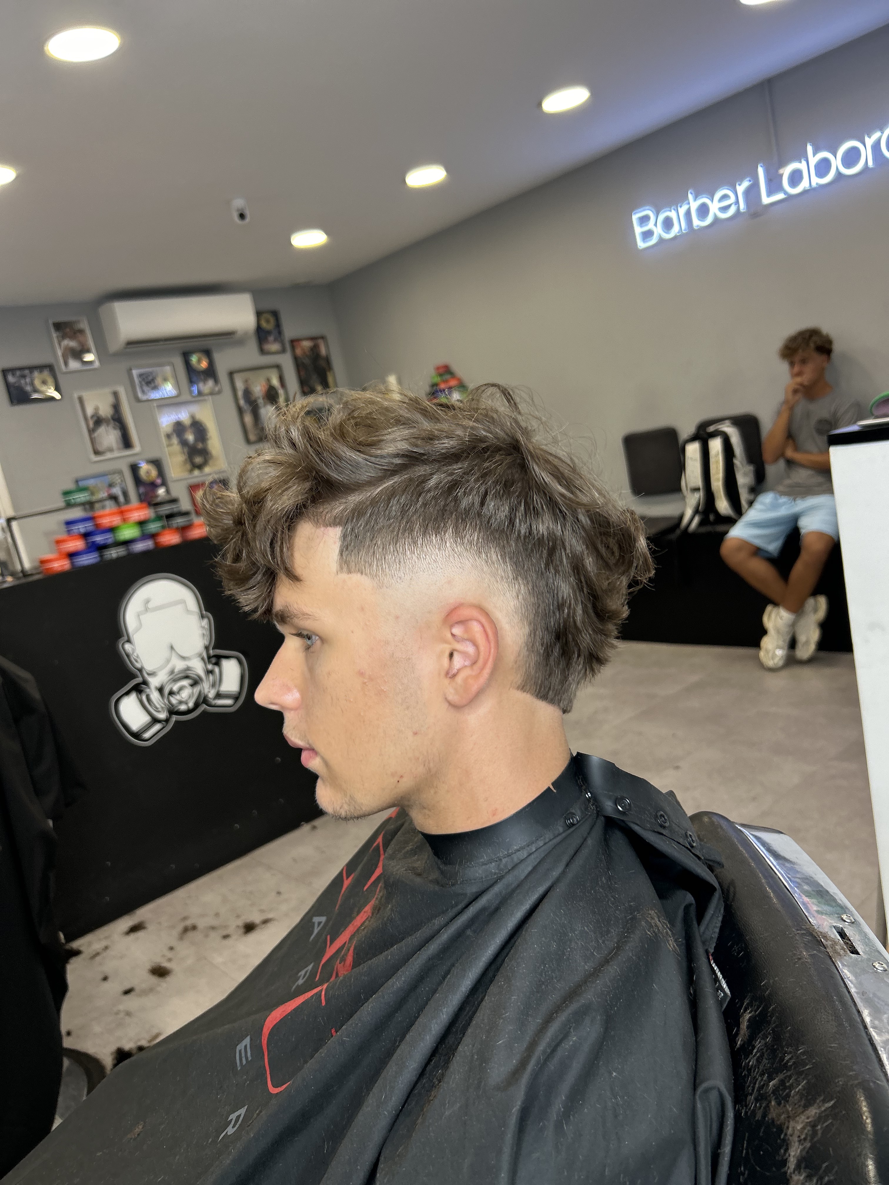Foto 3 di Barber laboratory