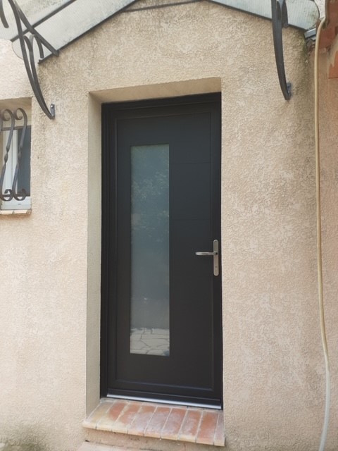 Foto 35 di TRYBA Nîmes