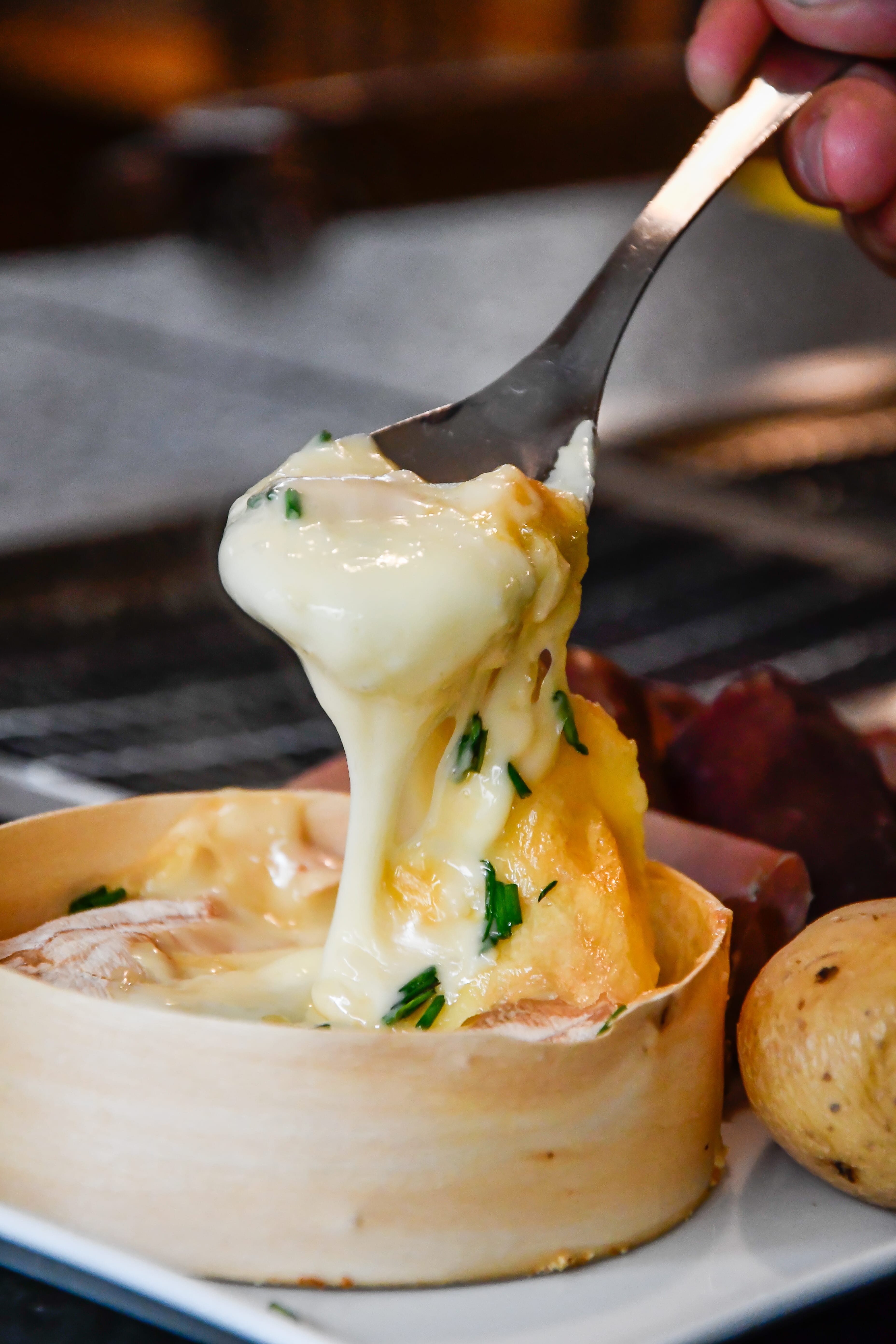Les Fondus de la Raclette Paris 11° Parmentier