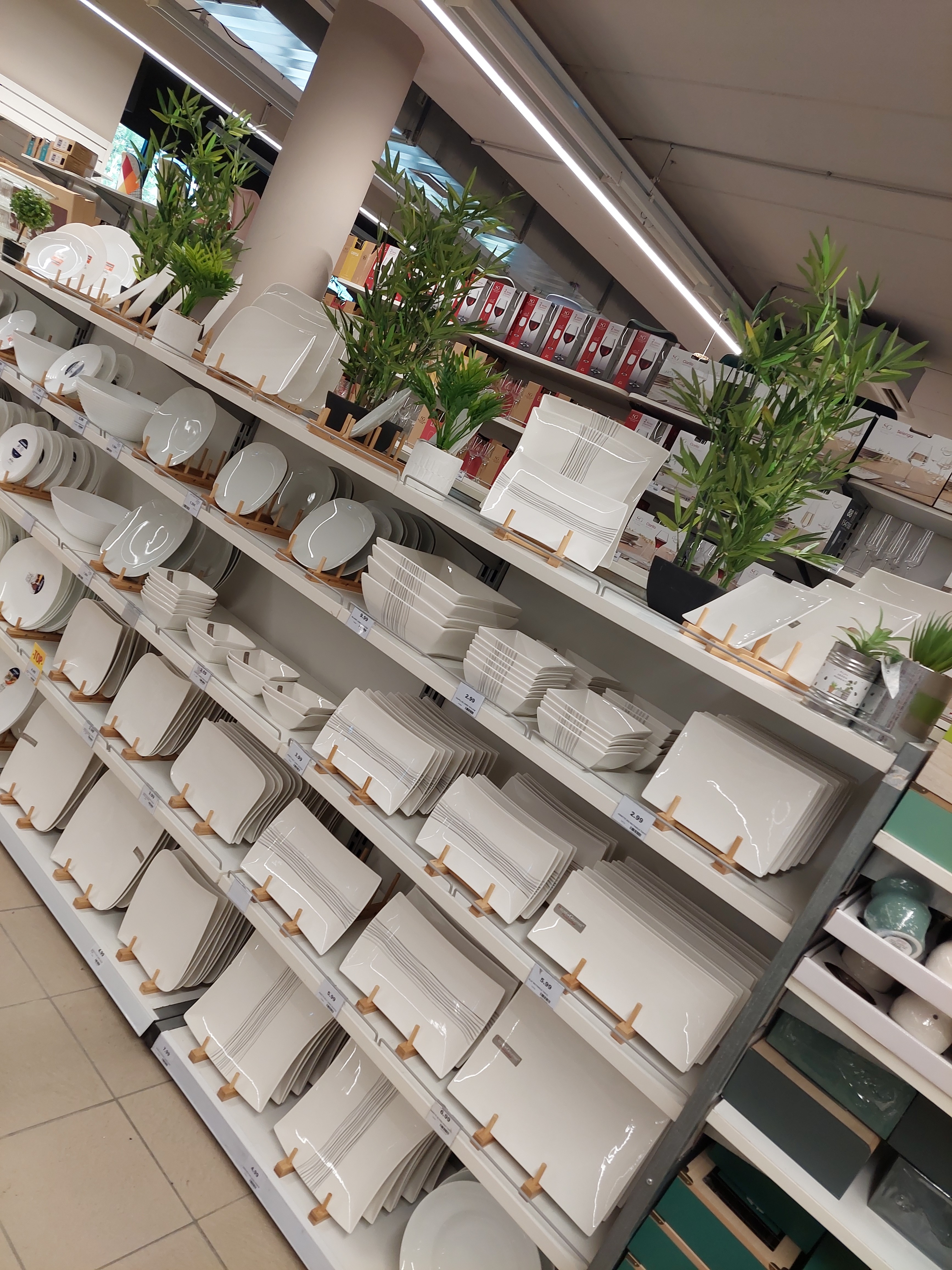 Foto 28 di Maxi Bazar