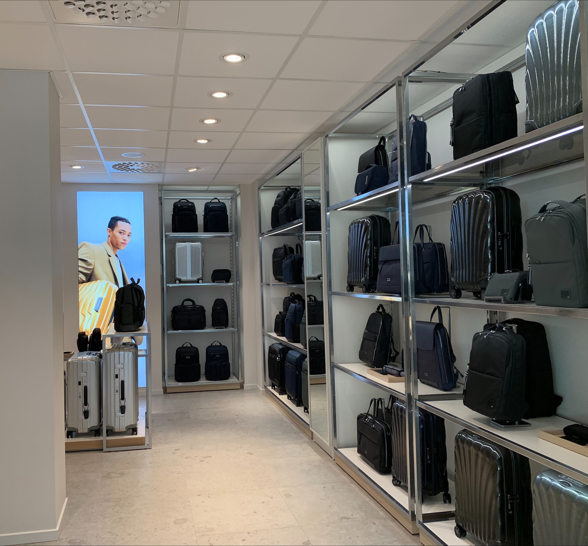 Photo 66 de Samsonite