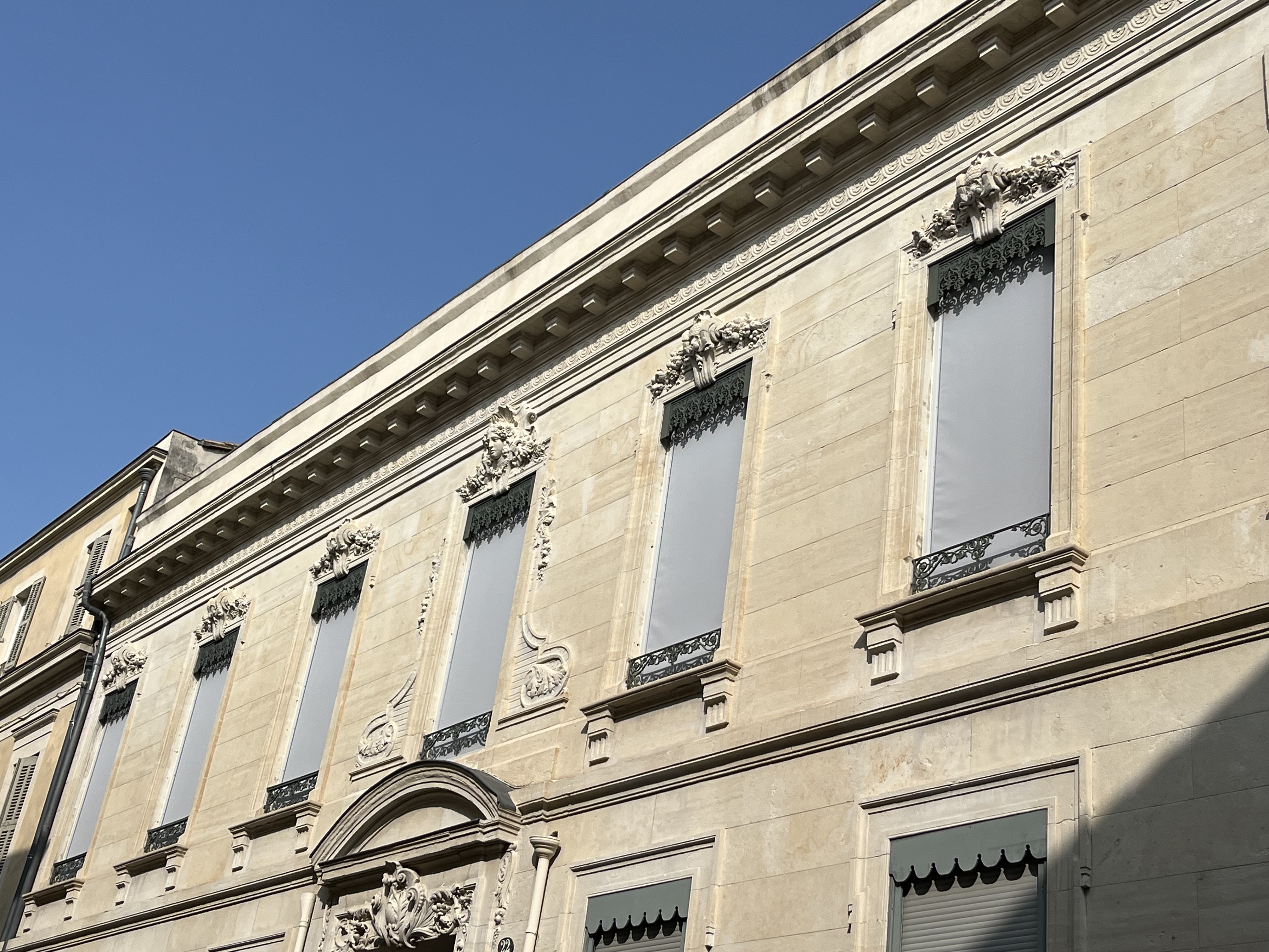 Foto 72 di TRYBA Nîmes