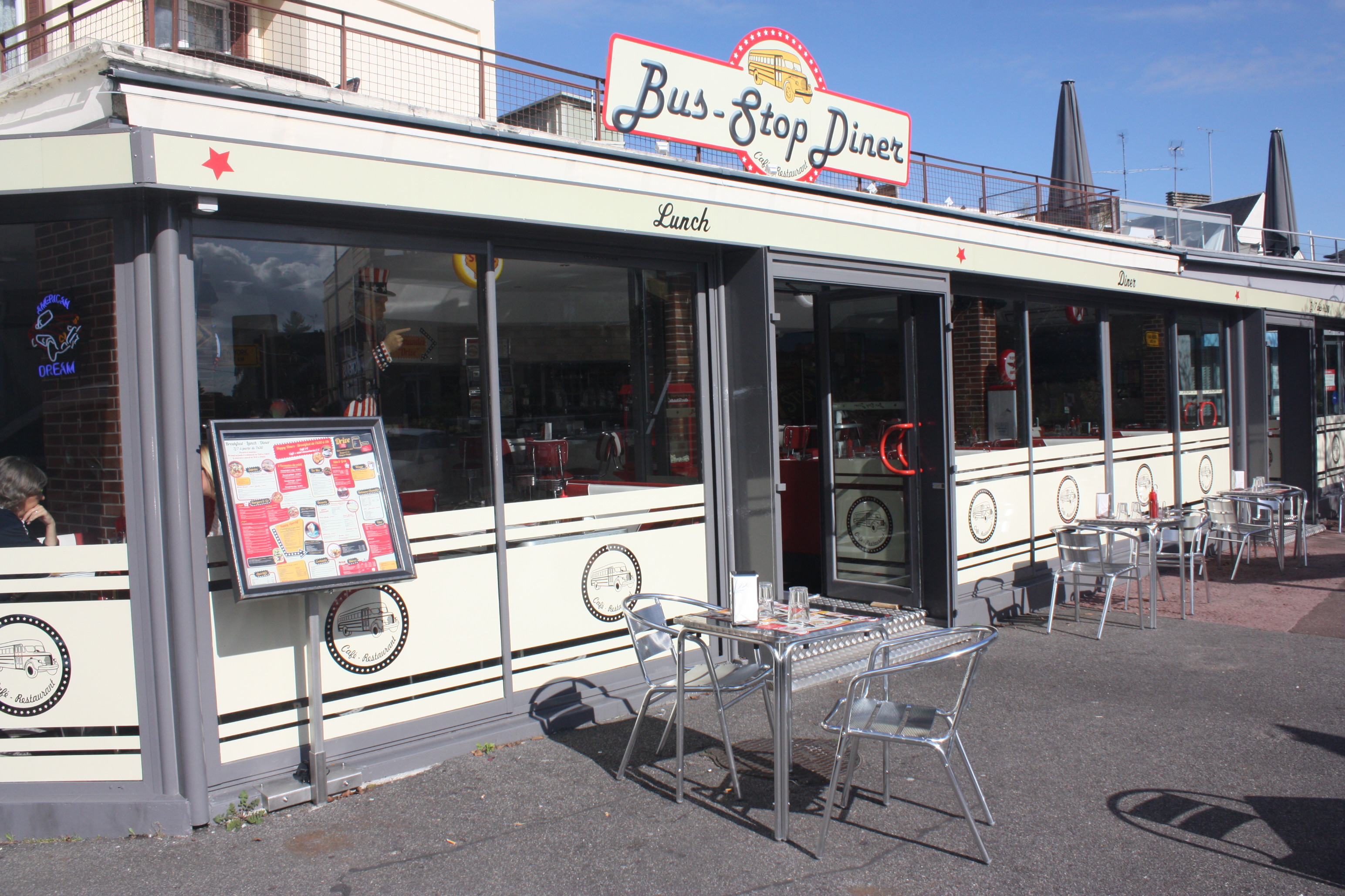 Foto 22 di Bus Stop Diner
