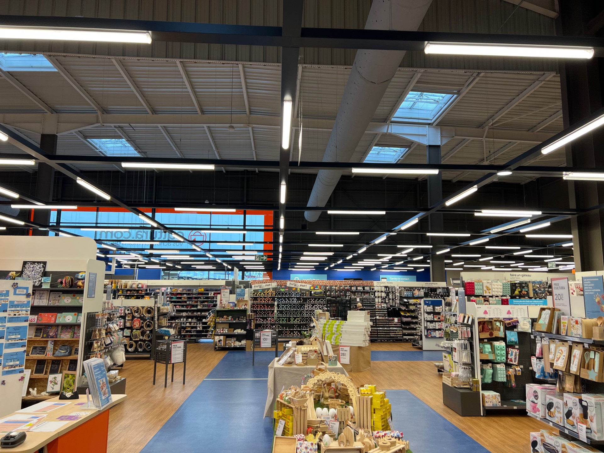 Cultura Neuville En Ferrain - Lille