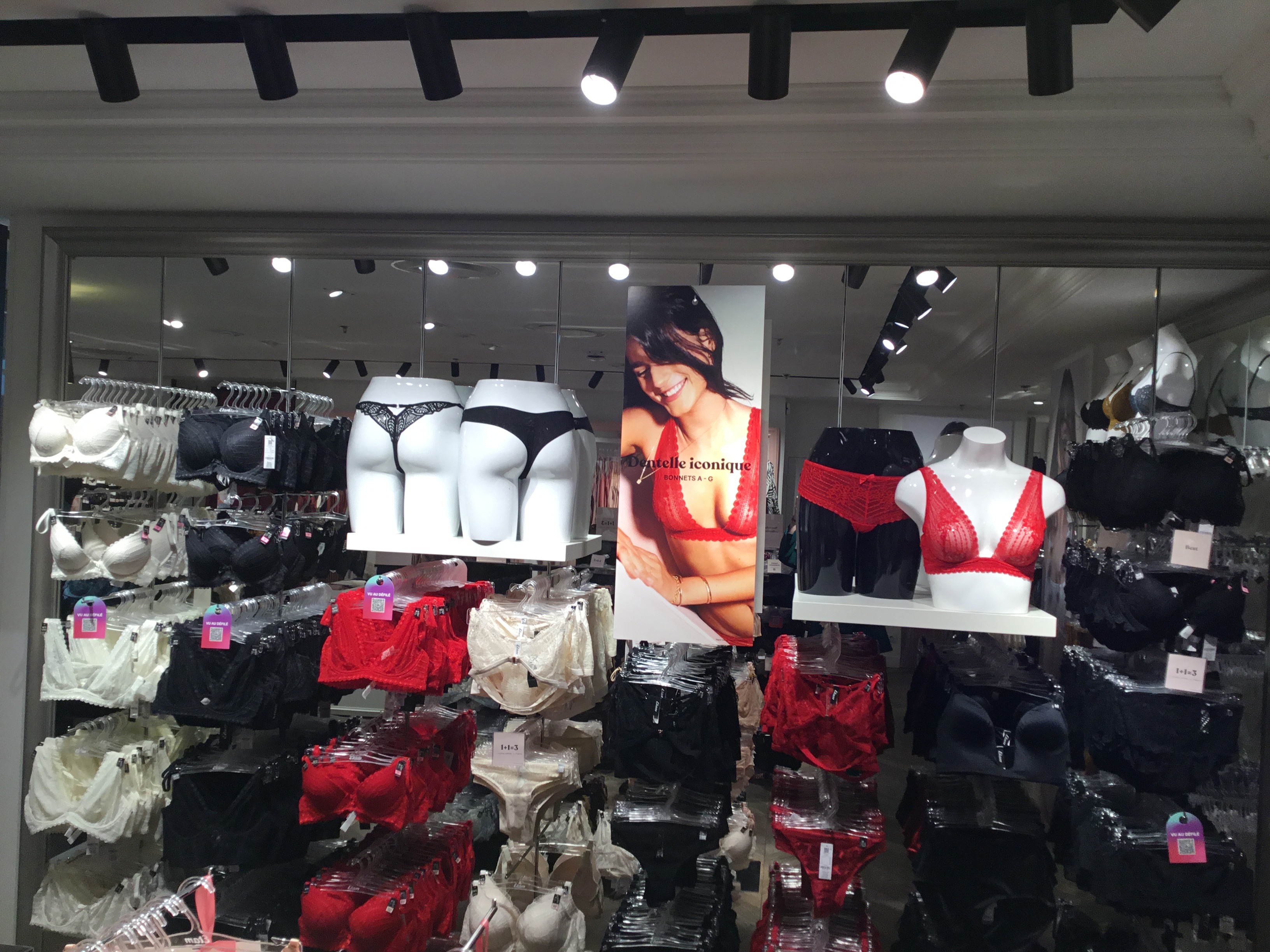 Etam Lingerie 