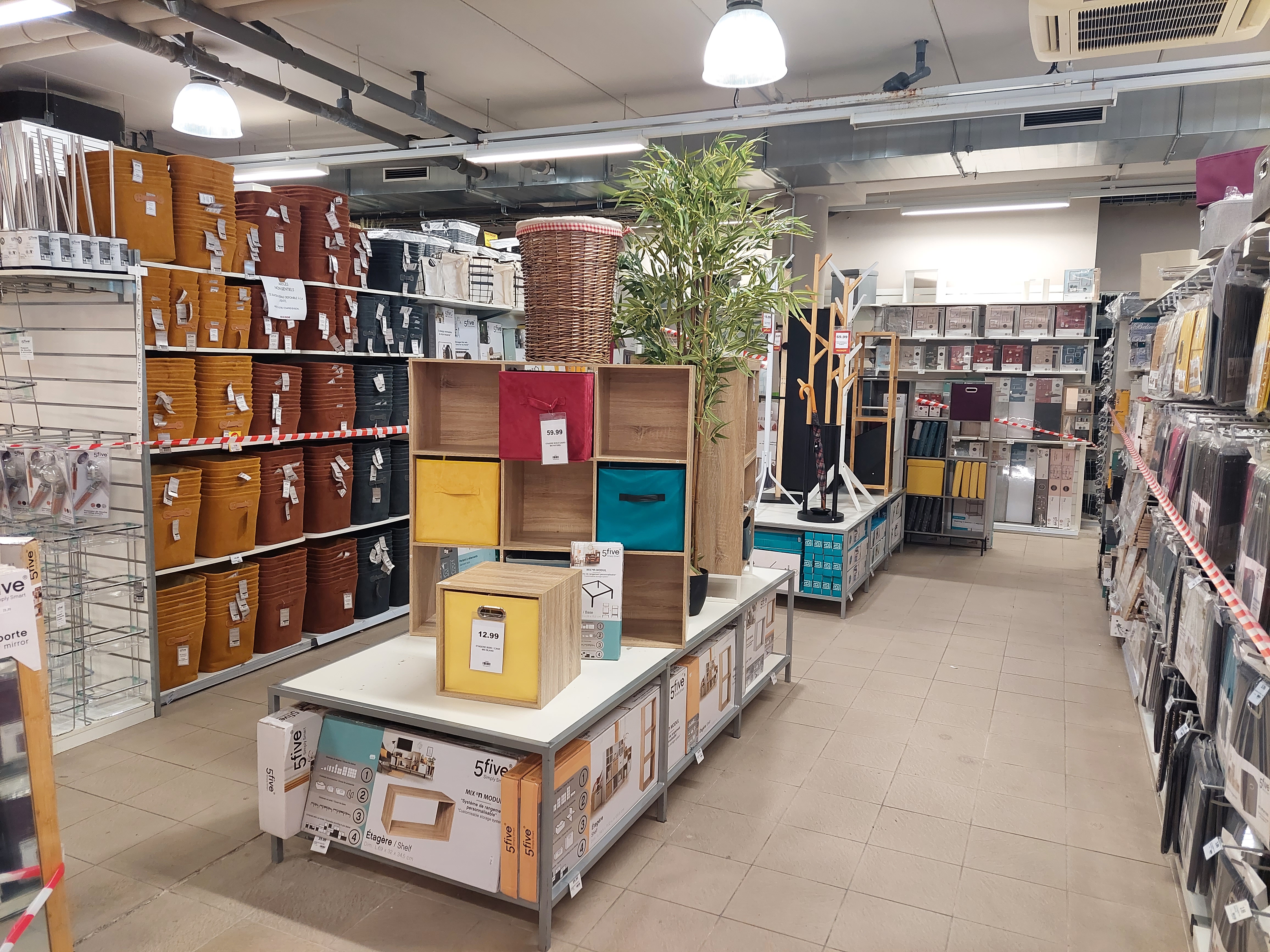 Foto 74 di Maxi Bazar