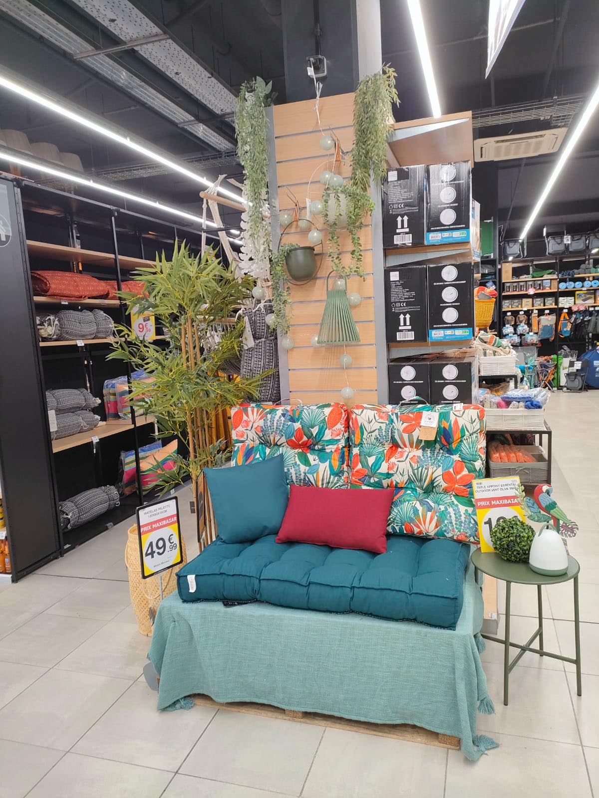 Foto 29 di Maxi Bazar
