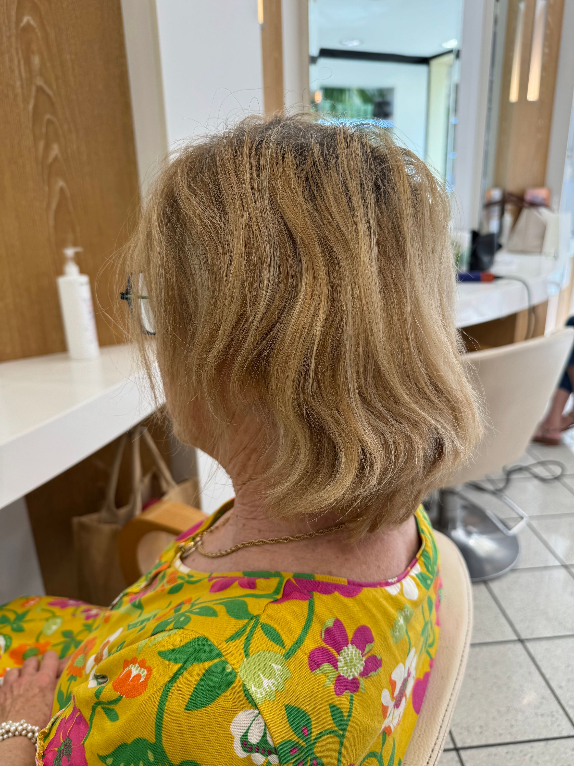 Foto 66 di DESSANGE - Coiffeur Compiègne