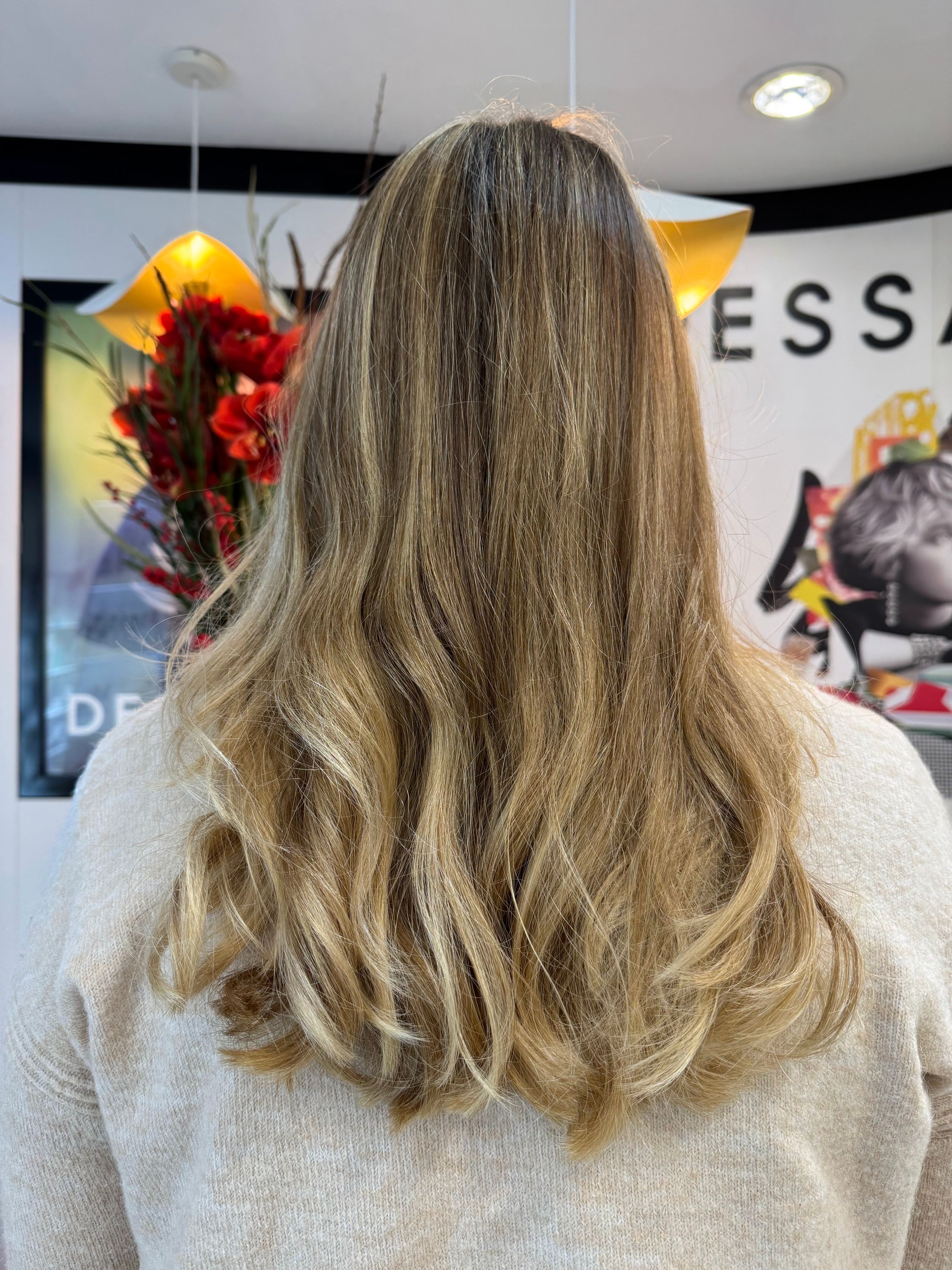 Foto 97 di DESSANGE - Coiffeur Compiègne