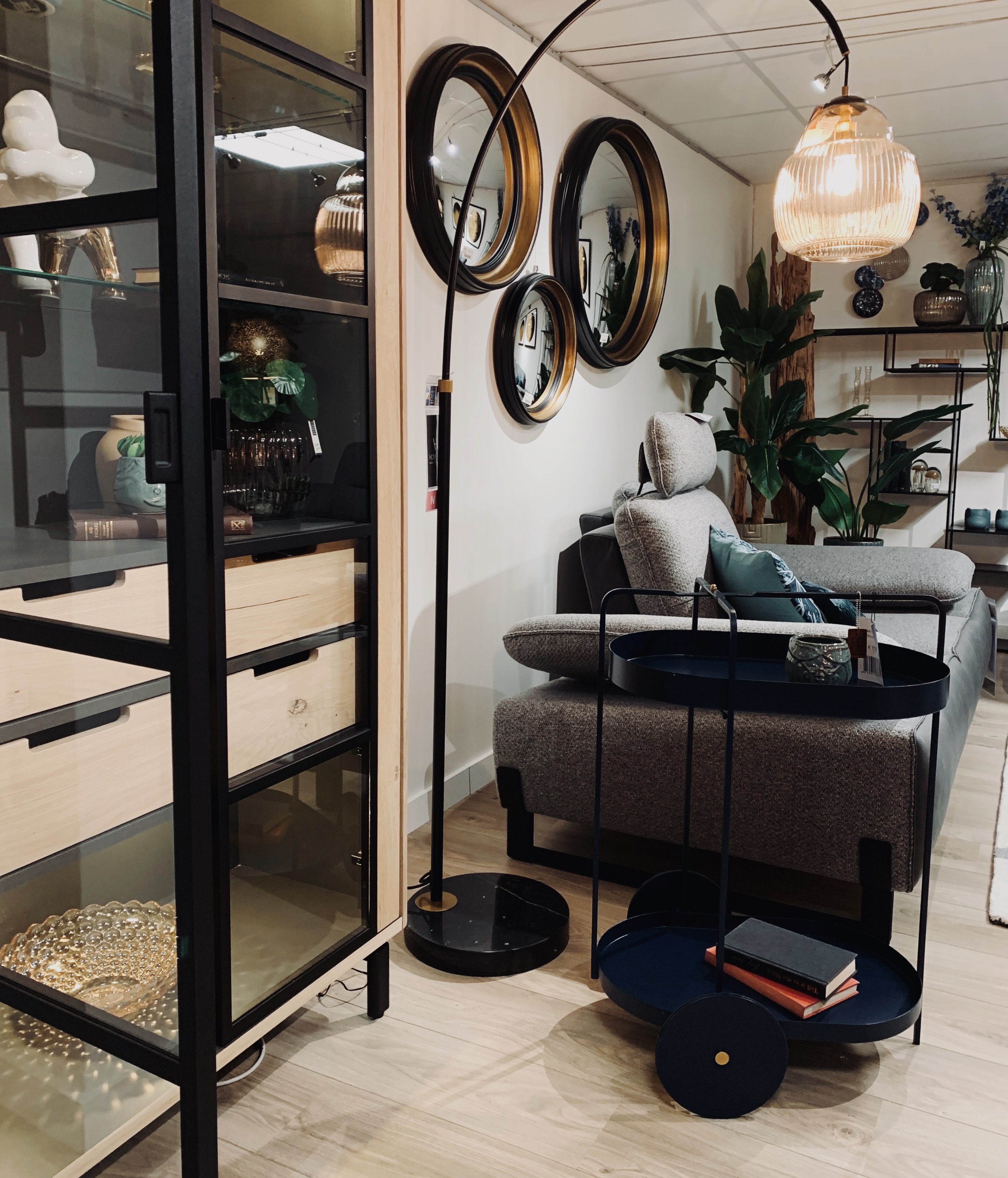 Home Villa Nantes - Magasin de Meubles et Décoration : H&H et XOOON