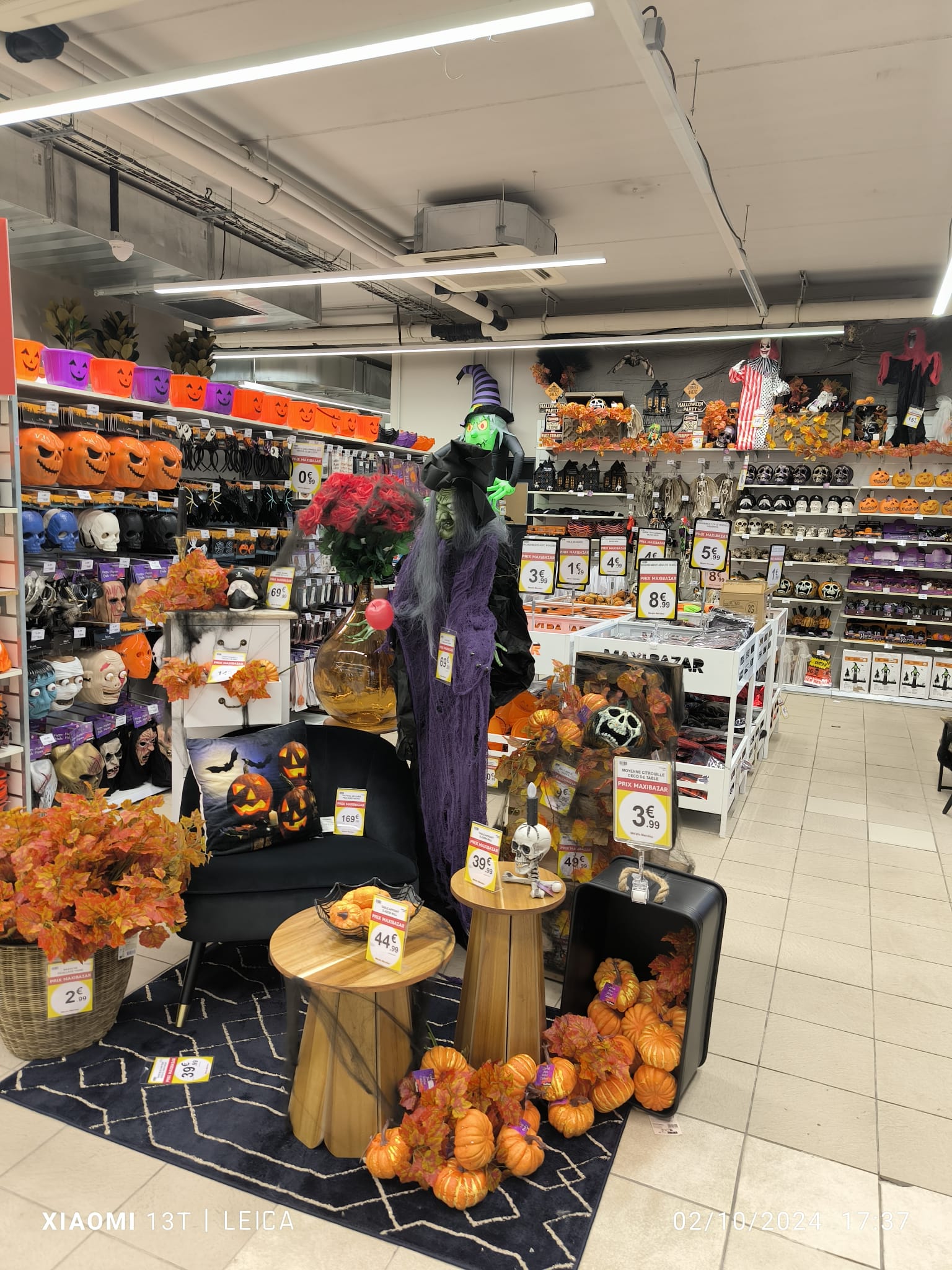 Foto 55 di Maxi Bazar
