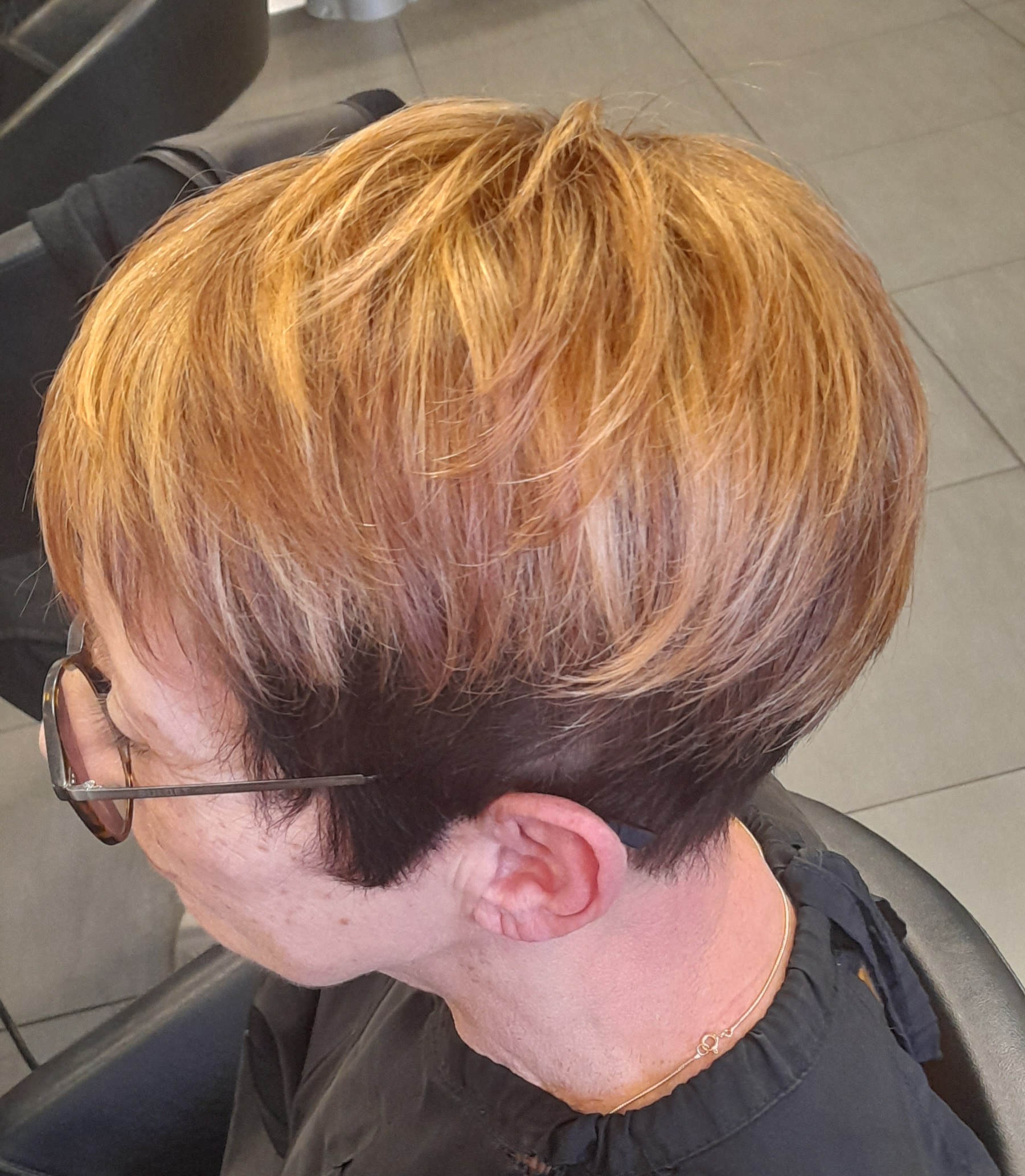 Foto 212 di SWAGG COIFFURE
