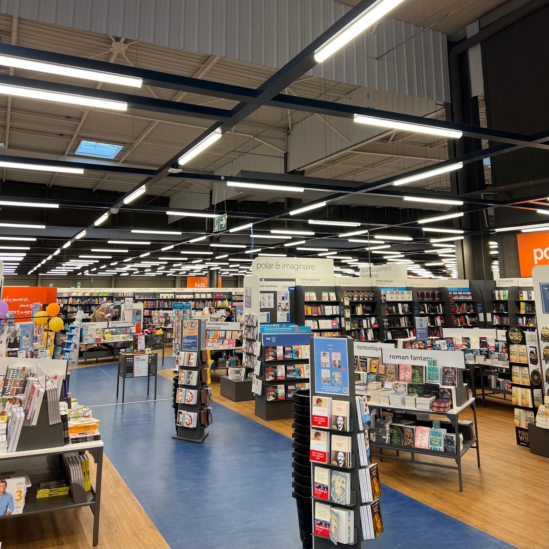 Cultura Neuville En Ferrain - Lille