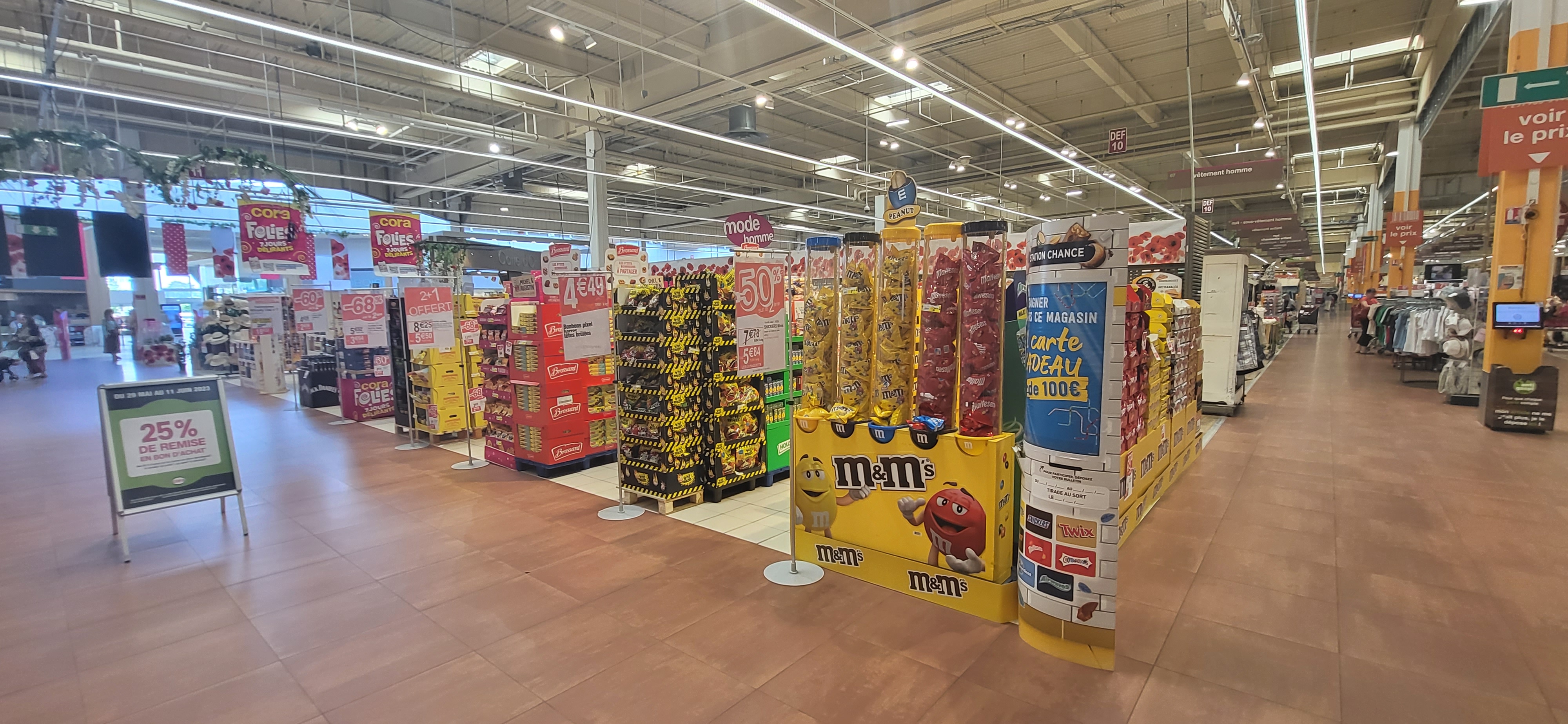 Foto 705 di Carrefour Ermont