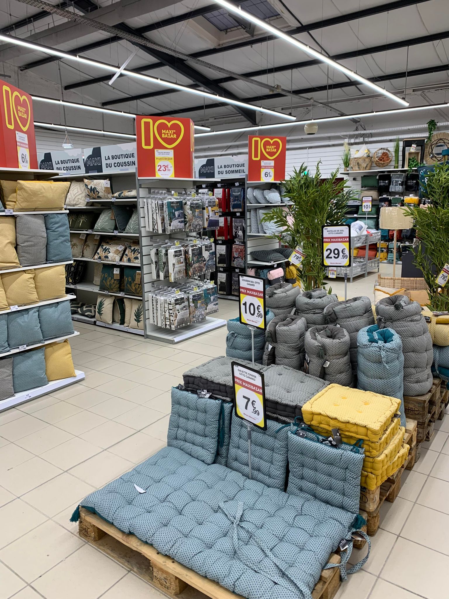 Foto 4 di Maxi Bazar