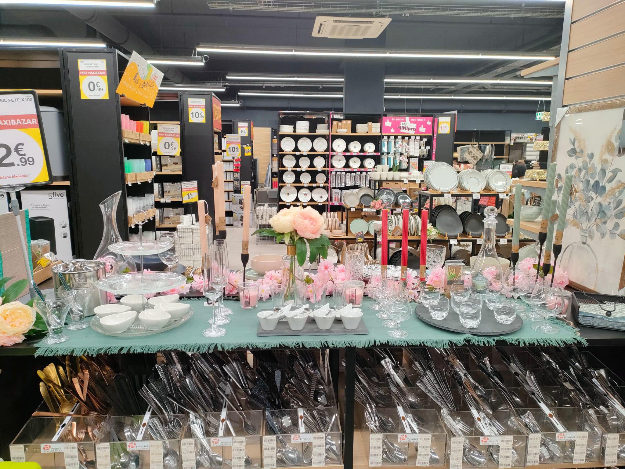 Foto 27 di Maxi Bazar