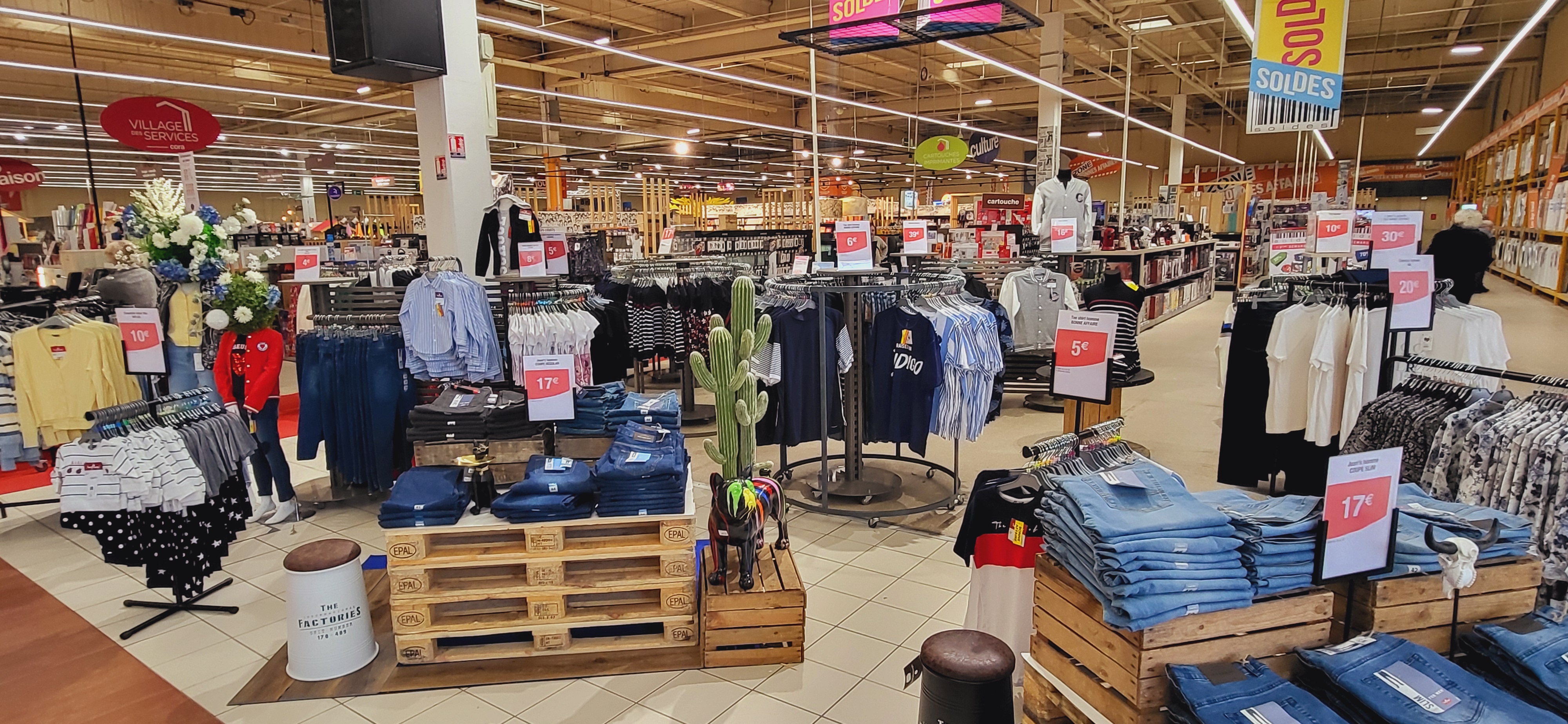 Foto 989 di Carrefour Ermont