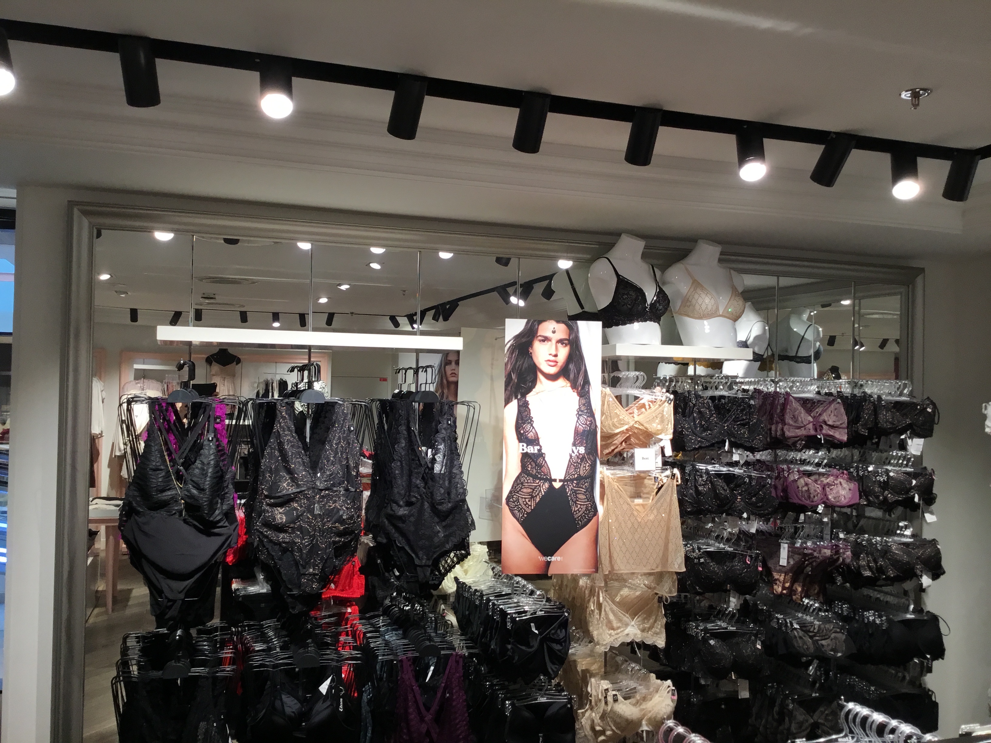 Etam Lingerie 