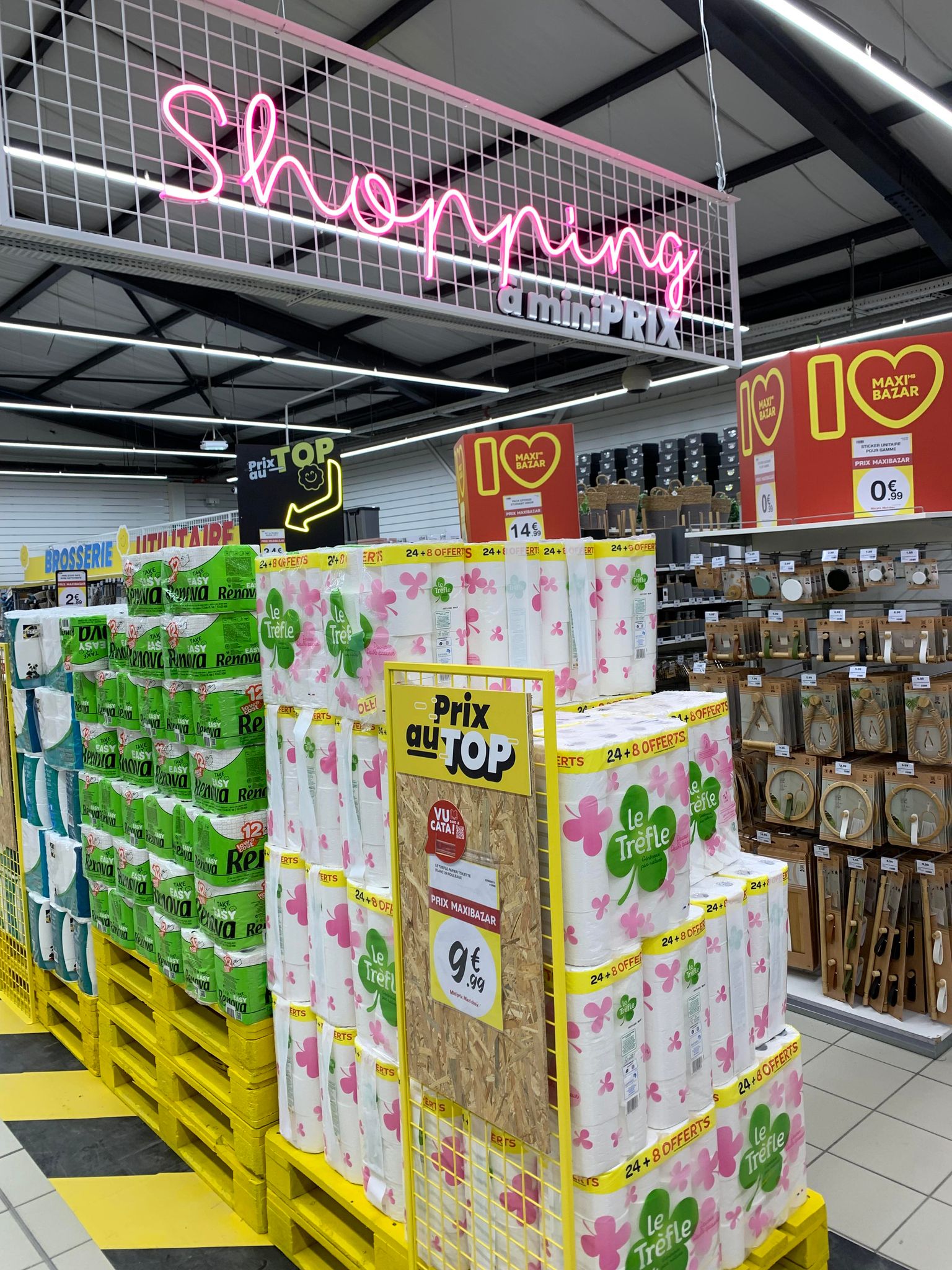 Foto 9 di Maxi Bazar
