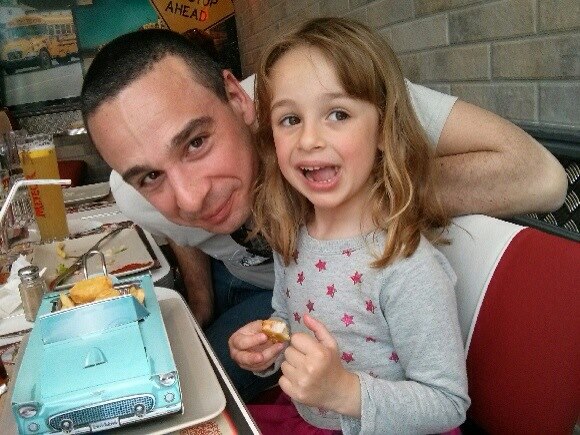 Foto 28 di Bus Stop Diner
