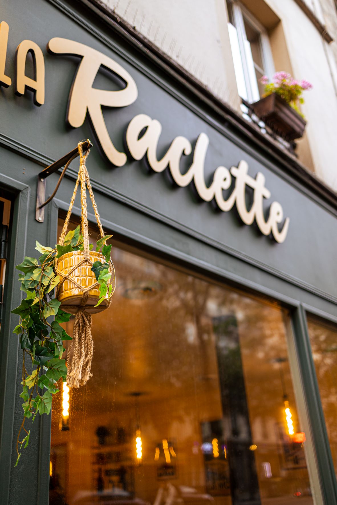 Les Fondus de la Raclette Paris 11° Parmentier