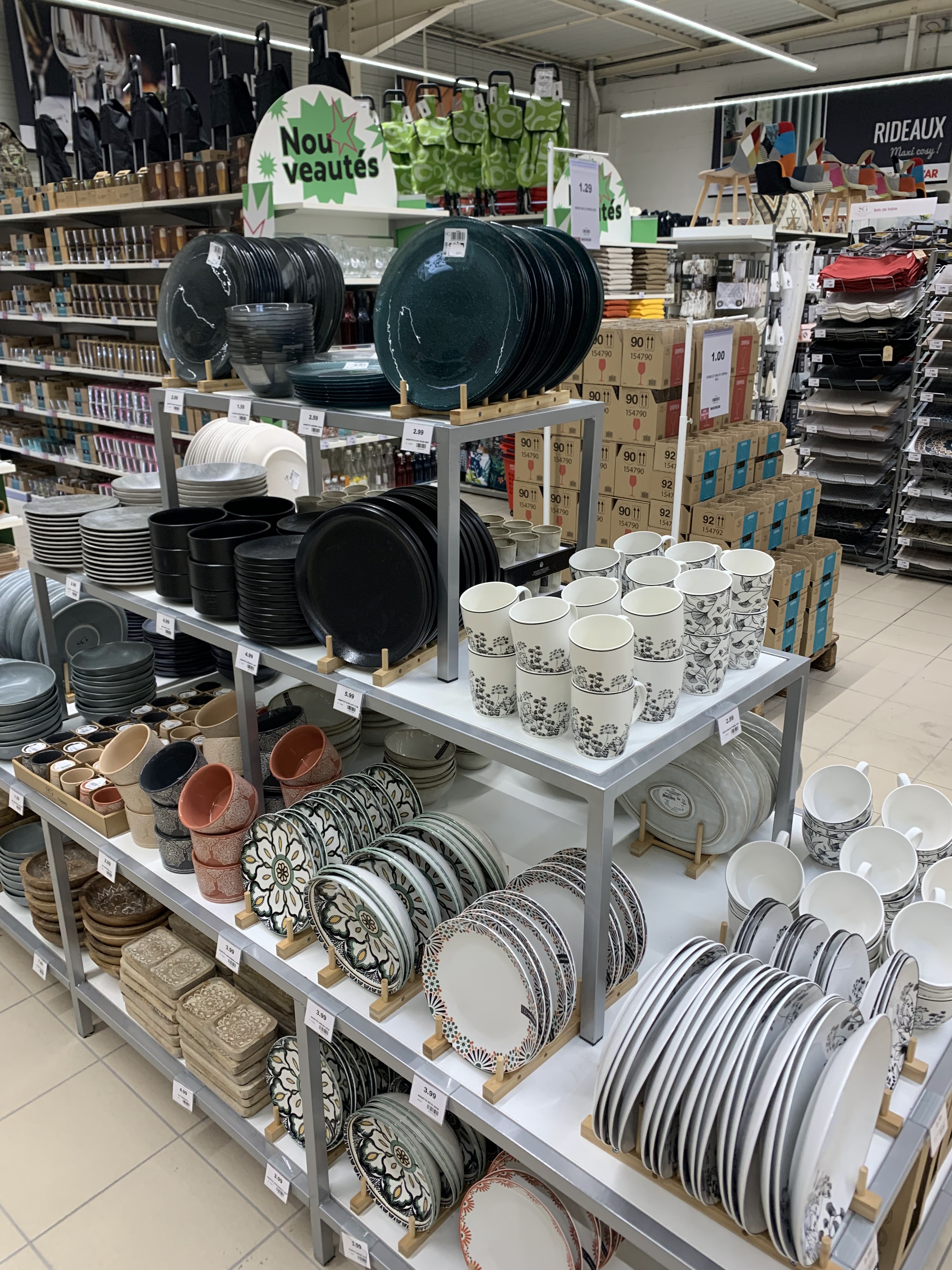 Foto 2 di Maxi Bazar