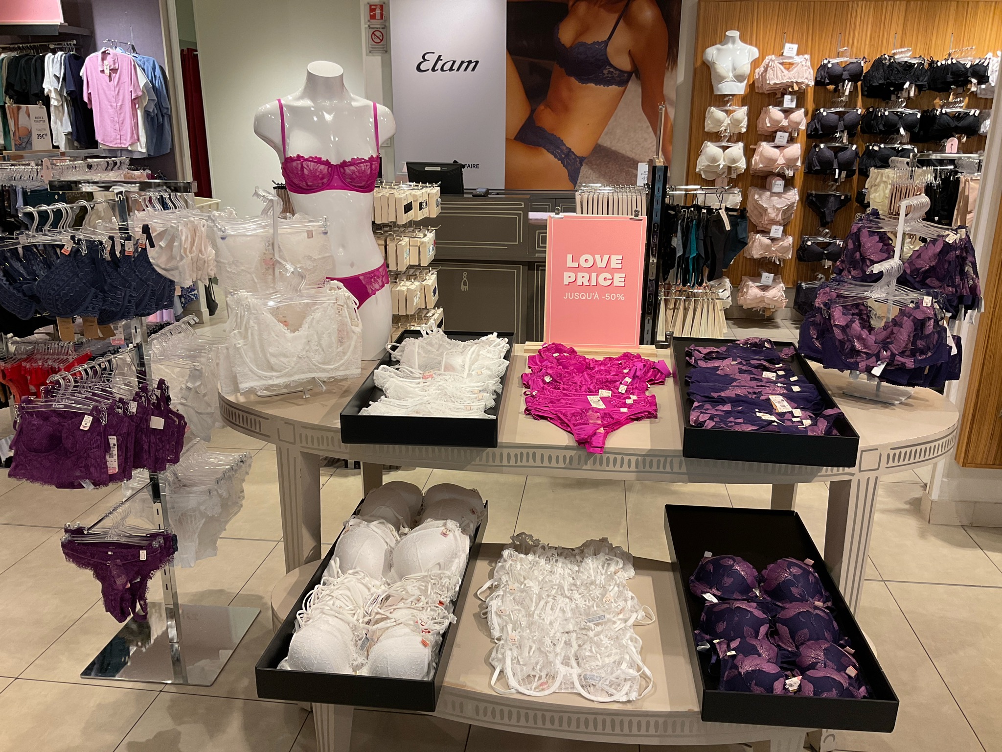 Foto 64 di Etam Lingerie