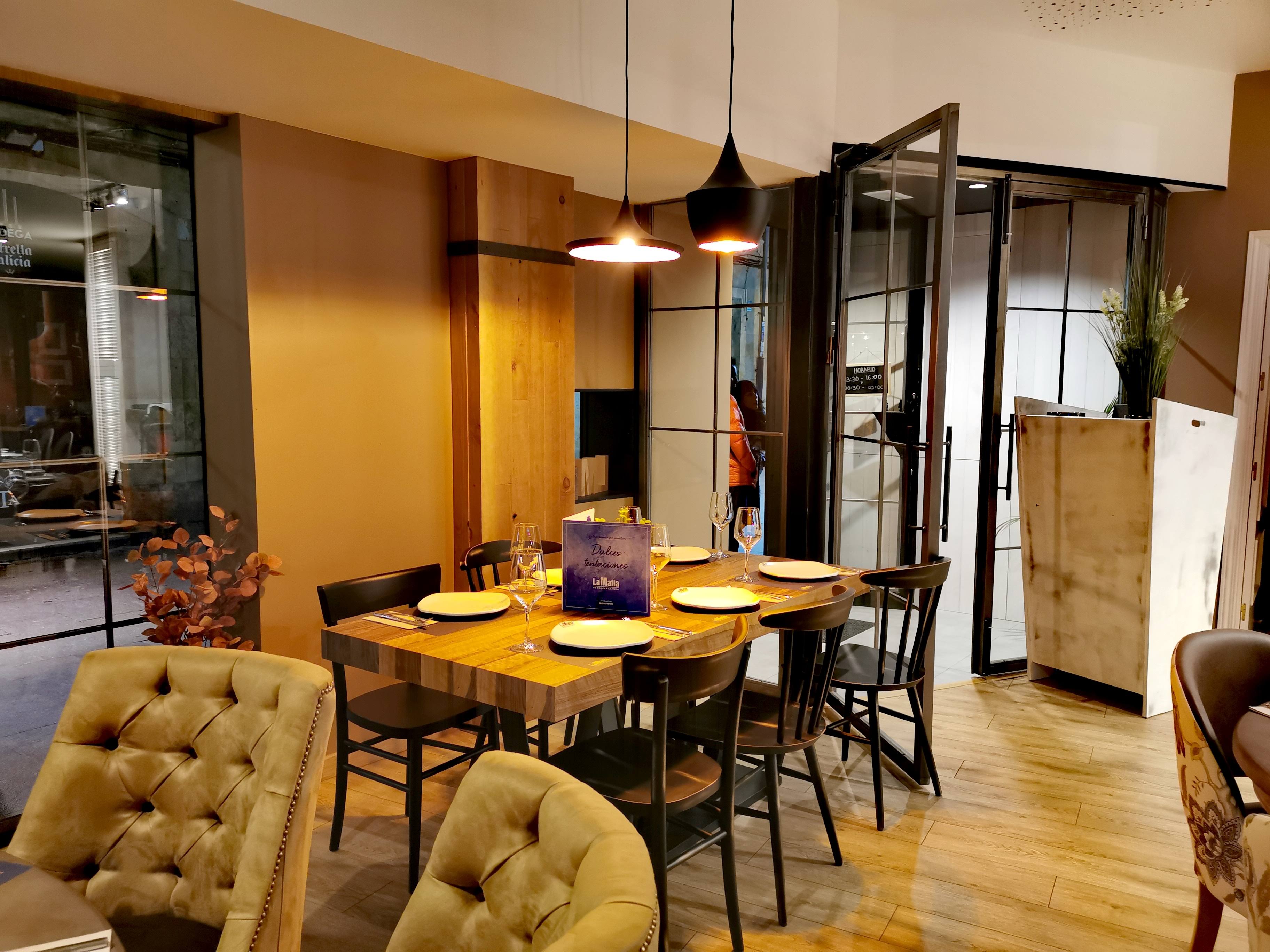 La Mafia se sienta a la mesa